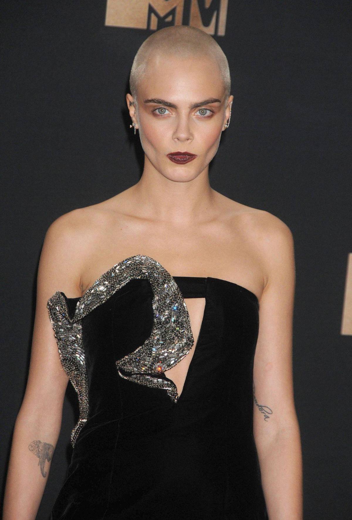 Cara Delevingne sobre su lucha contra las adicciones: empezó a vender drogas a los 14 años