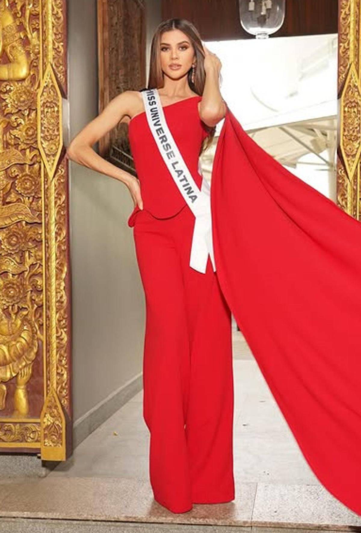 De migrante a favorita: La historia de Yamilex Hernández, la Miss Latina que conquista Miss Universo 2025