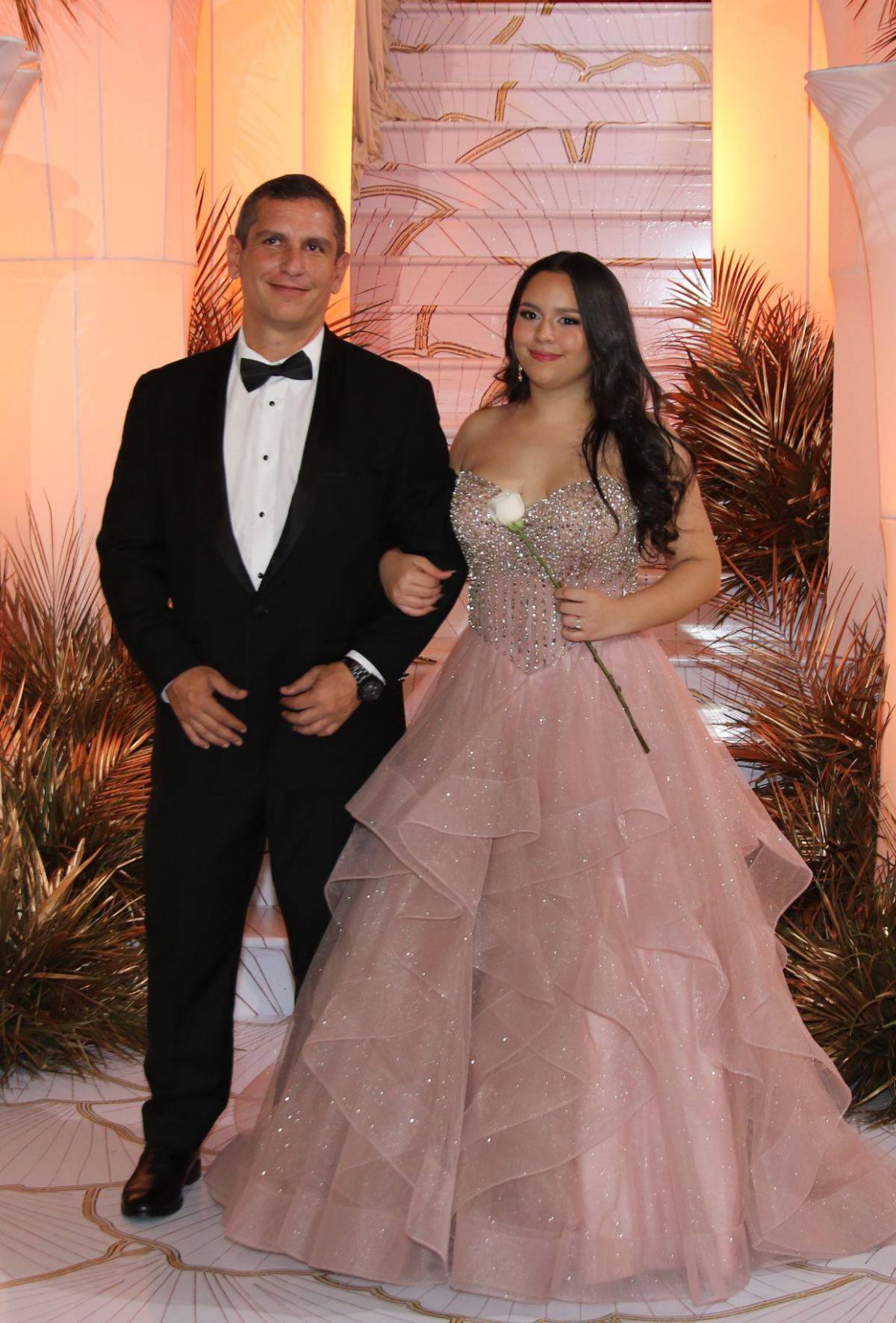 Desfile de padres e hijos en la Prom Night 2026 de Elvel School