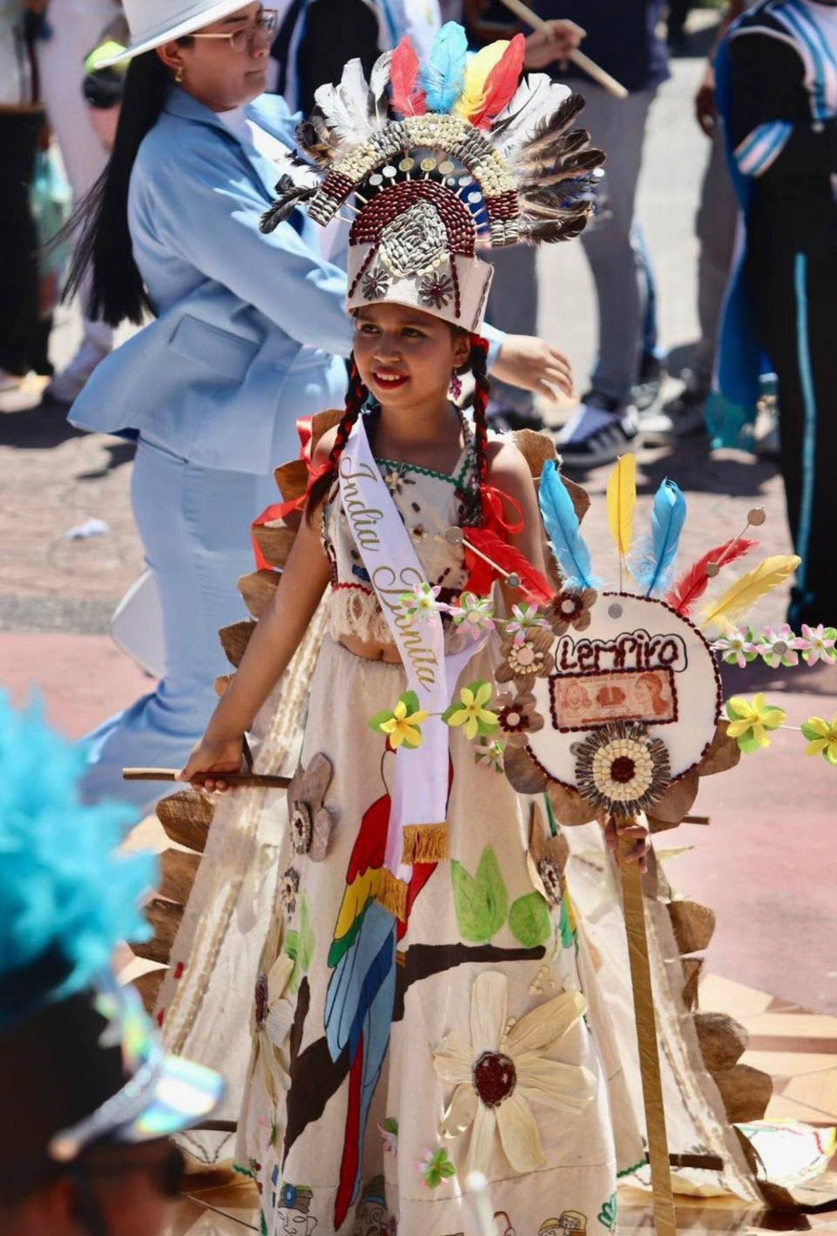 Fervor, tradición y mucho color: San Lorenzo engalana las fiestas del 15 de septiembre