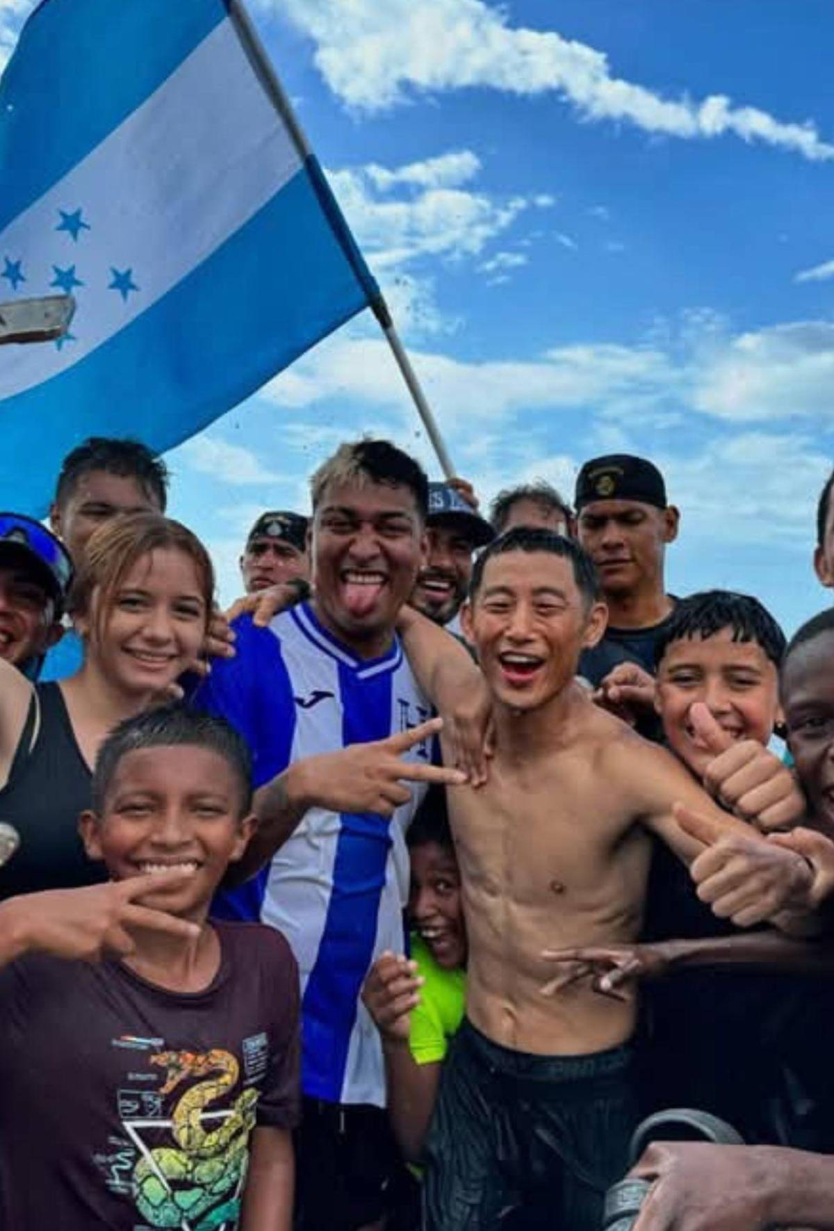 Exjugador dijo que si le pagaban corría más que Shin Fujiyama: no aguantó en maratón en SPS Exjugador dijo que si le pagaban corría más que Shin Fujiyama: no aguantó en maratón en SPS