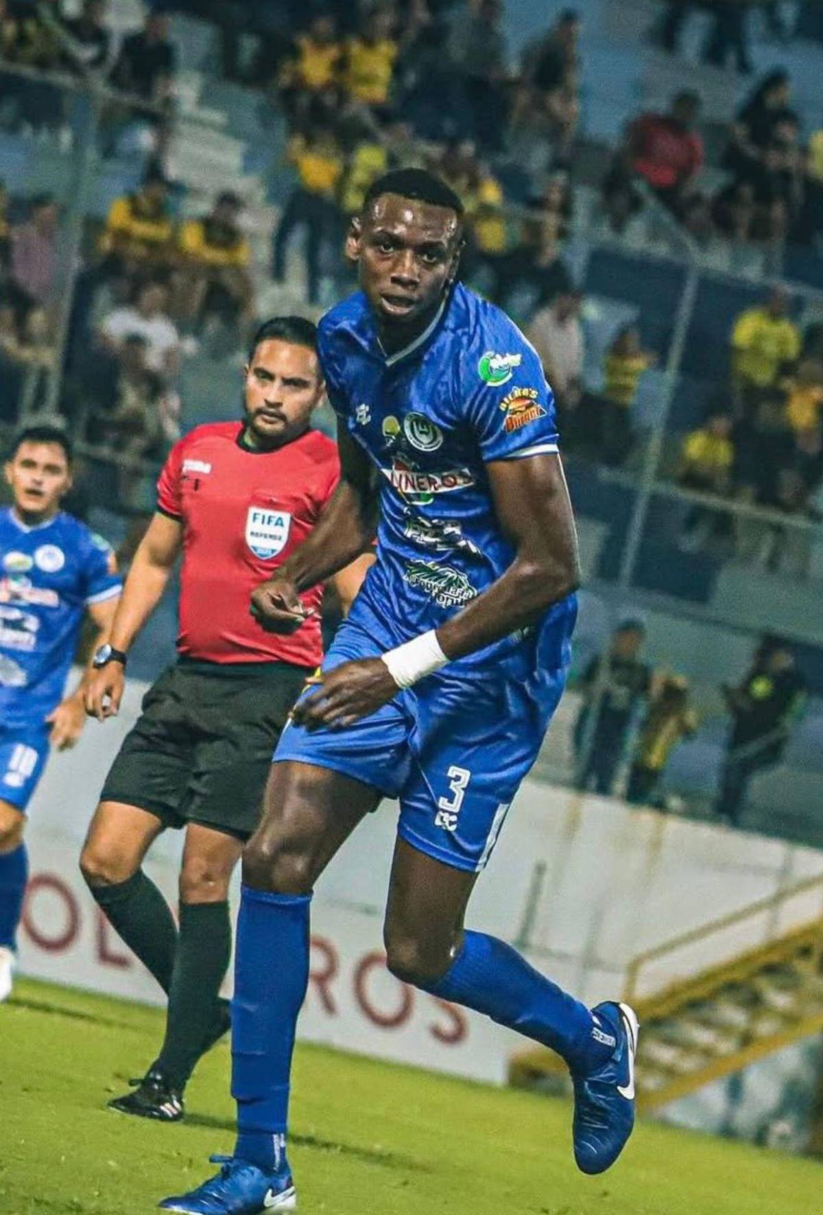 Fichajes: ExDT de Olimpia a Marathón, Auzmendi se va y Luis Palma se despide