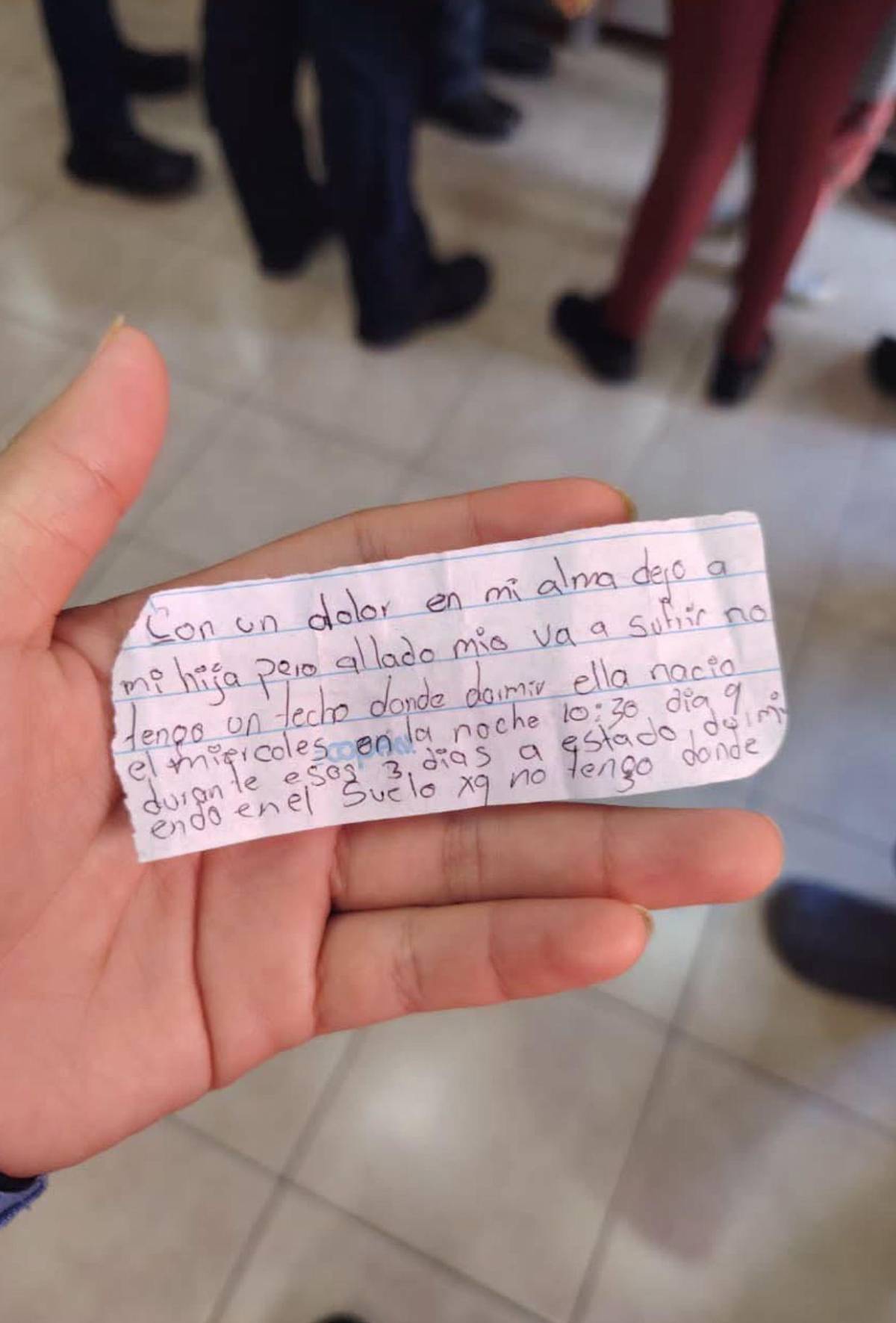 No puedo mantenerla: mensaje que dejaron en recién nacida abandonada en la Ermita