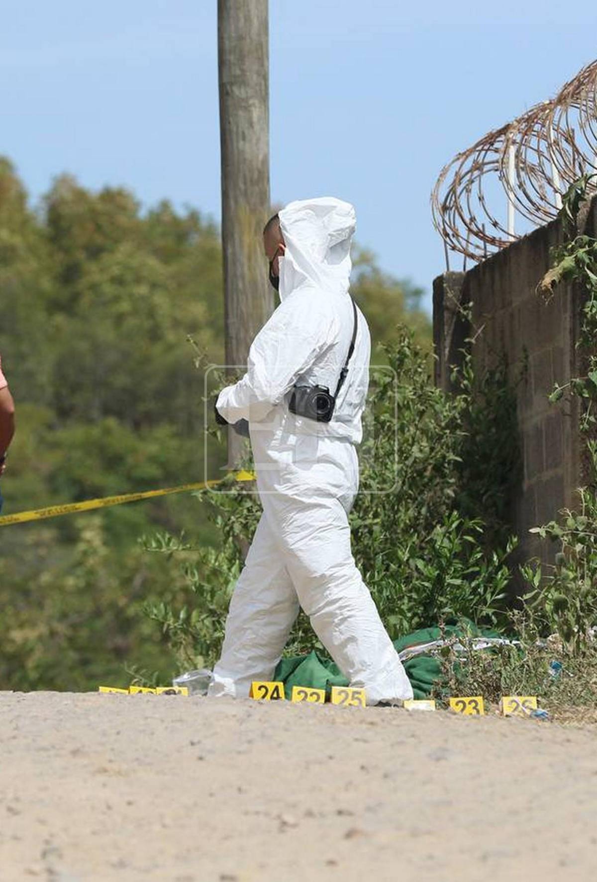 Más de 20 casquillos de bala en la escena de mujer asesinada en Yaguacire
