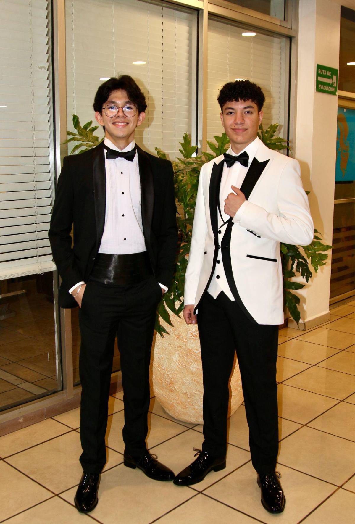 Los seniors 2026 de la IST vivieron su Prom Night con estilo y mucho compañerismo