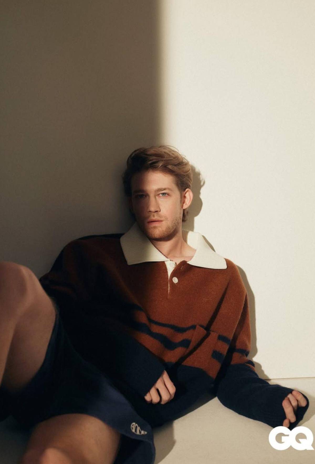 Joe Alwyn, ex de Taylor Swift, es nombrado Hombre del año
