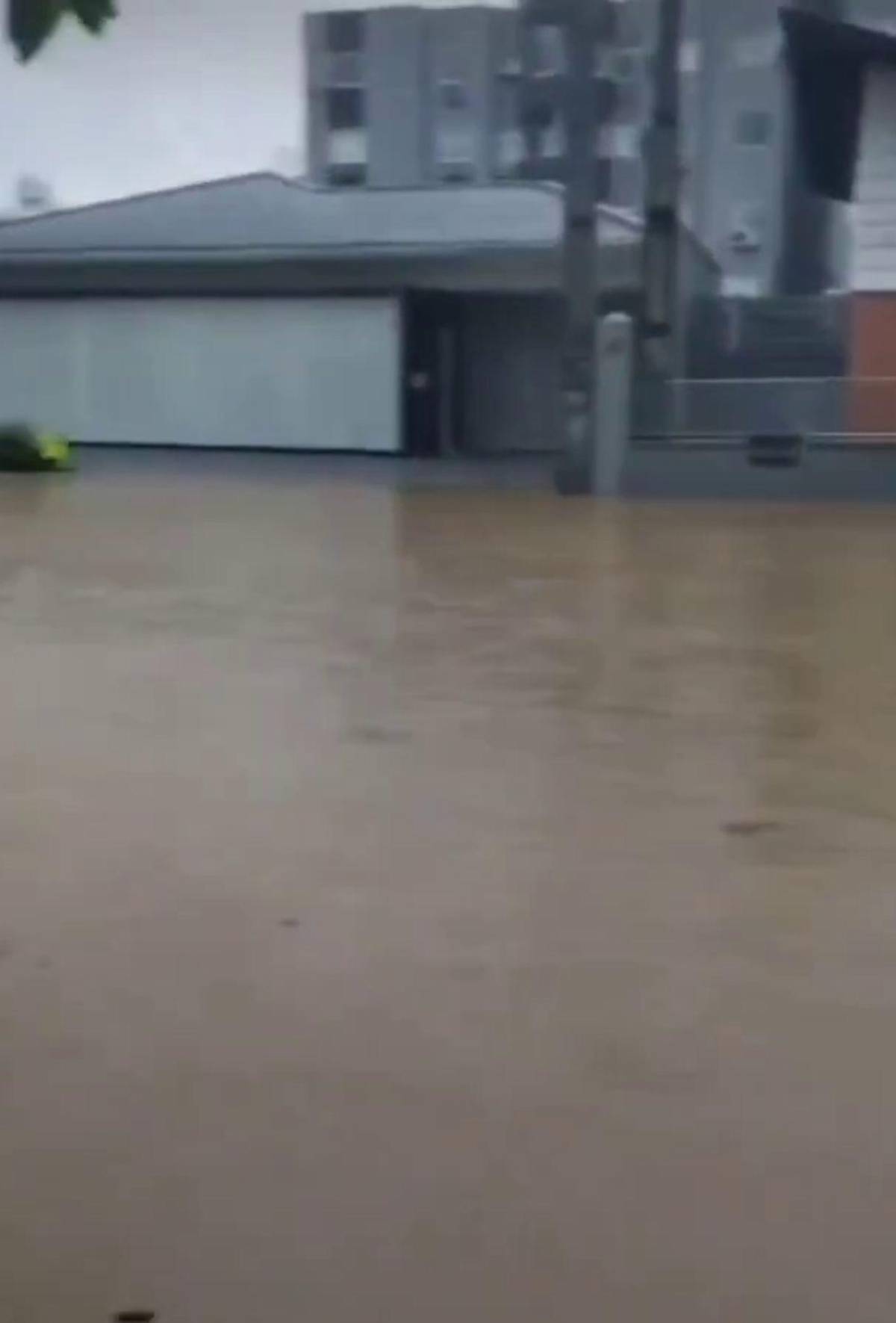 Lluvias vuelven a azotar el sur de Brasil y dejan unos 1,300 damnificados