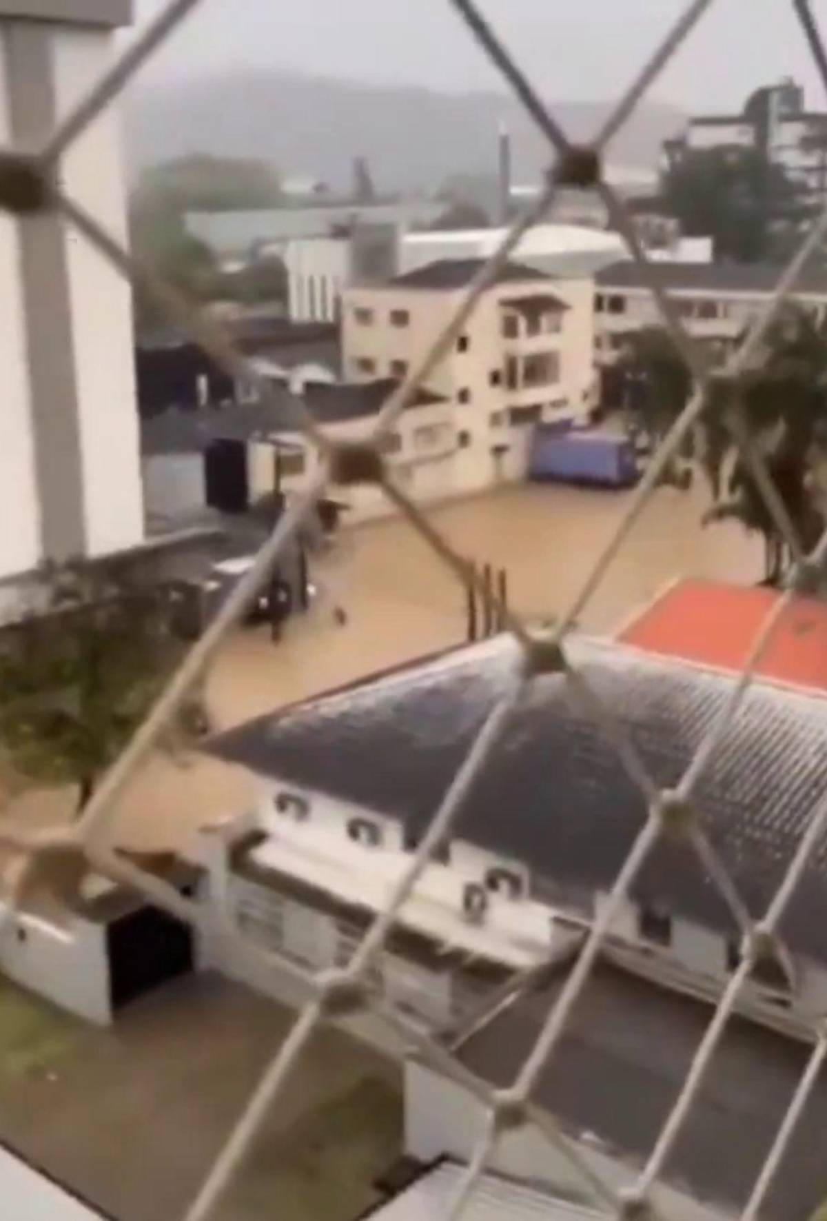 Lluvias vuelven a azotar el sur de Brasil y dejan unos 1,300 damnificados