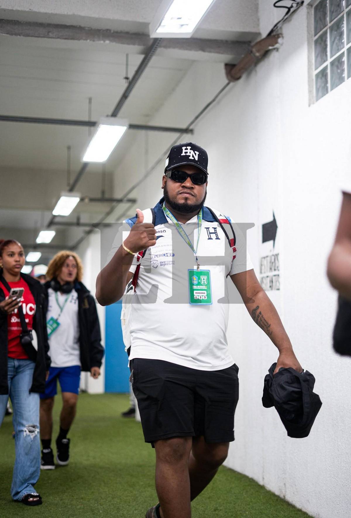 La llegada de la selección de tiktokers de Honduras al estadio Bruno José Daniel