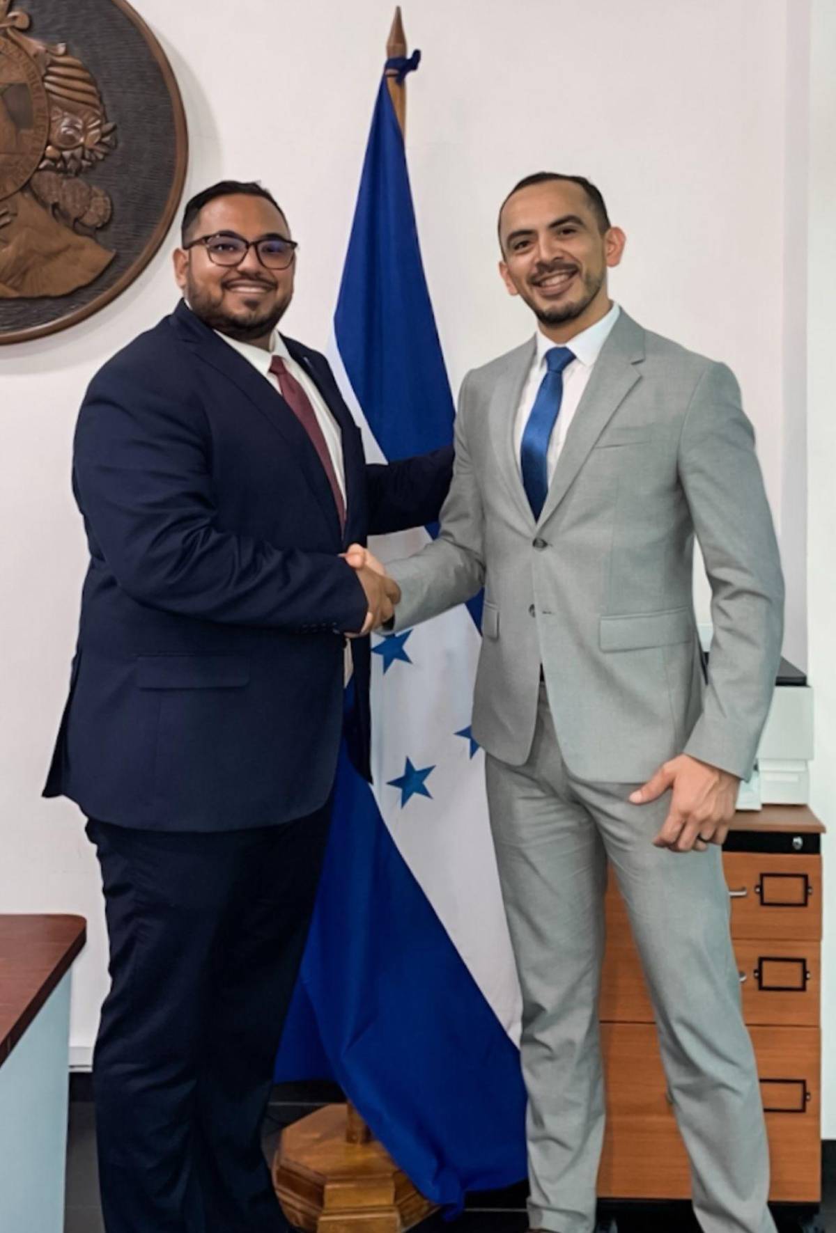 ¿Quién es Lee Jaruzeslki, el nuevo funcionario nombrado por Nasry Asfura?