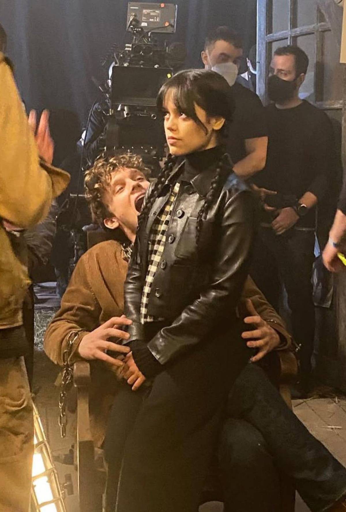 Hunter Doohan, de Wednesday: edad, proyectos y todo sobre su esposo