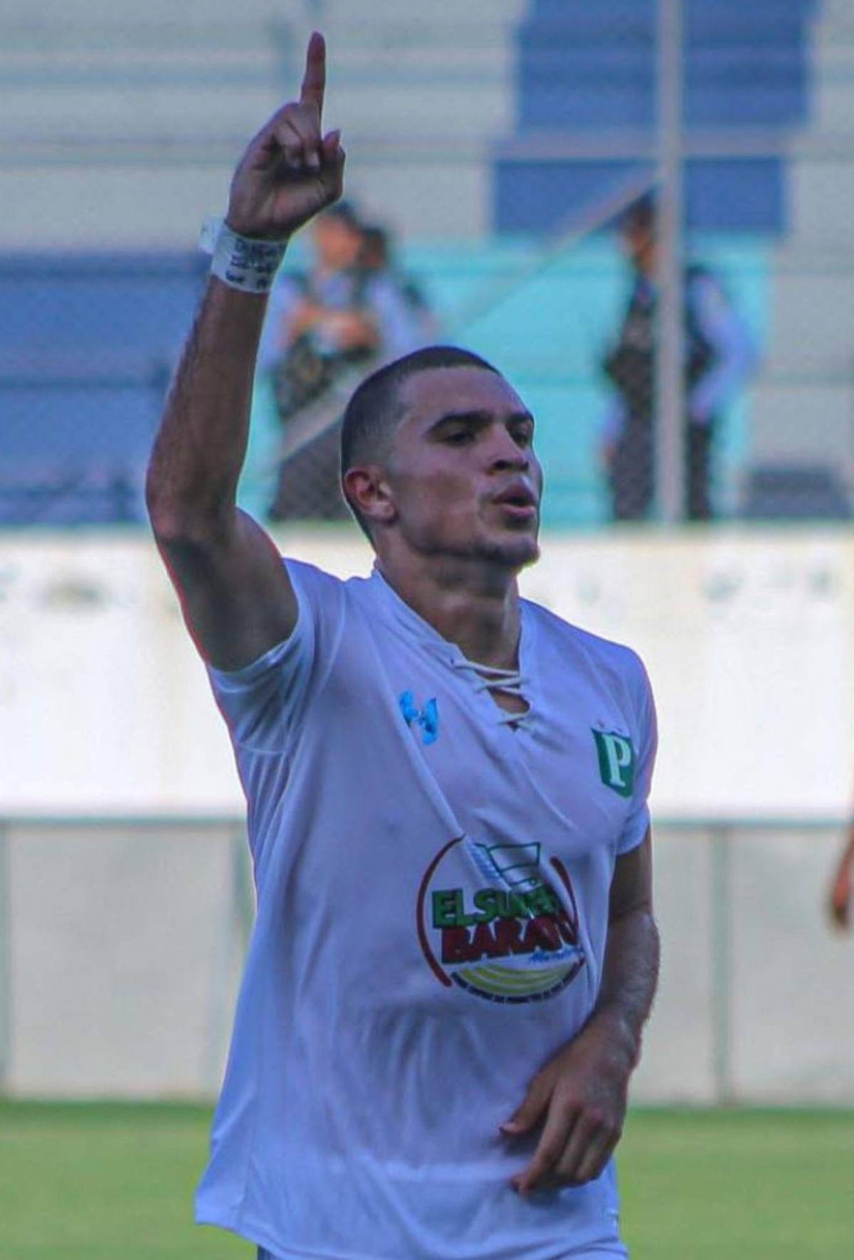 Fichajes: Tres jugadores se van de Olimpia y la millonada que pide Platense por Erick Puerto