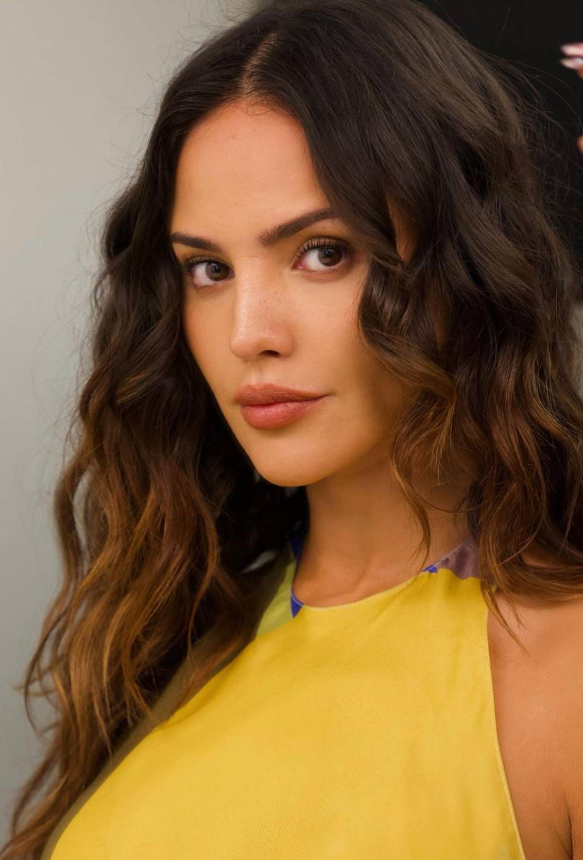 Eiza González: No cualquier día puedes darles órdenes a Jake Gyllenhaal y a Henry Cavill