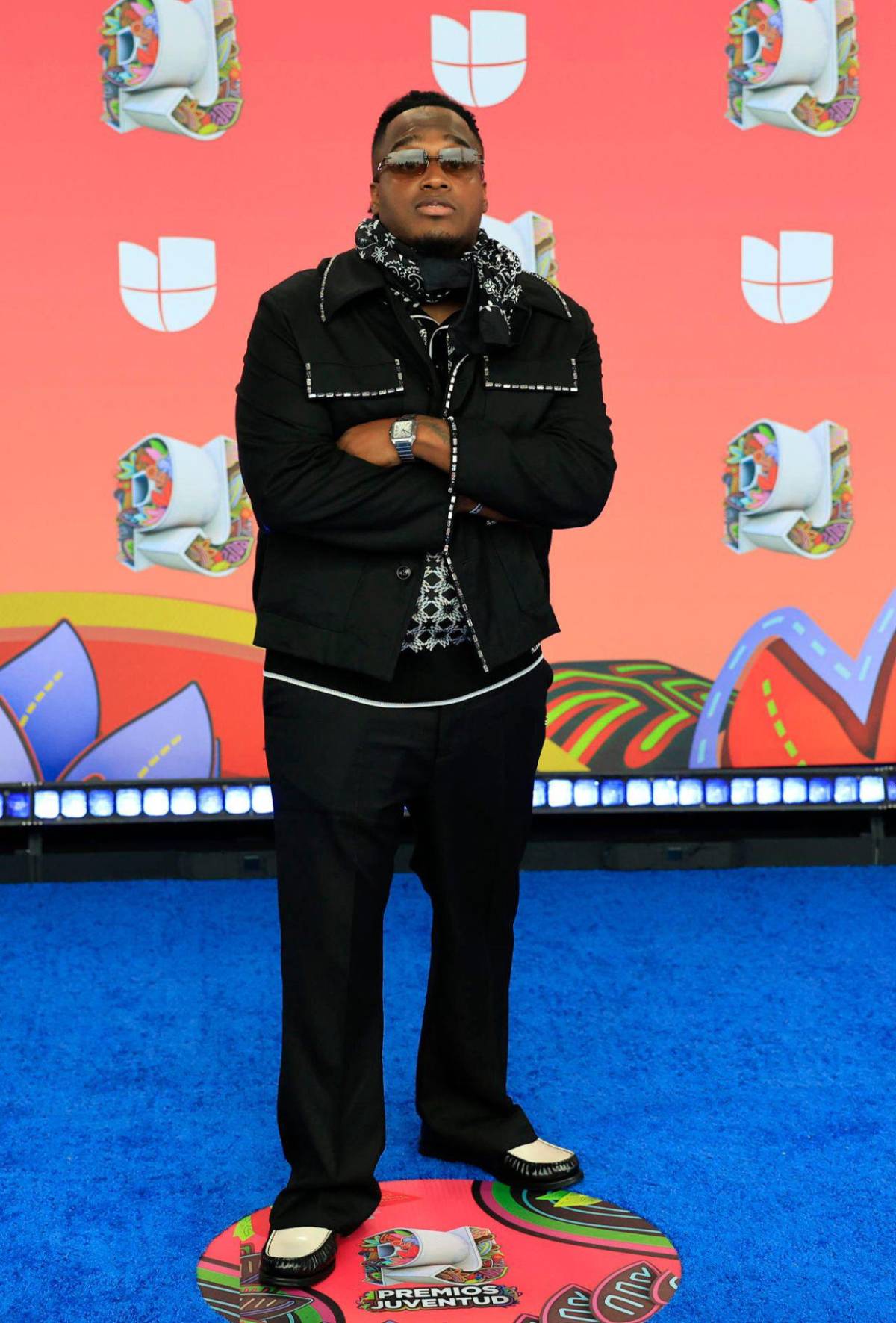 Así lucieron los famosos en la alfombra azul de Premios Juventud