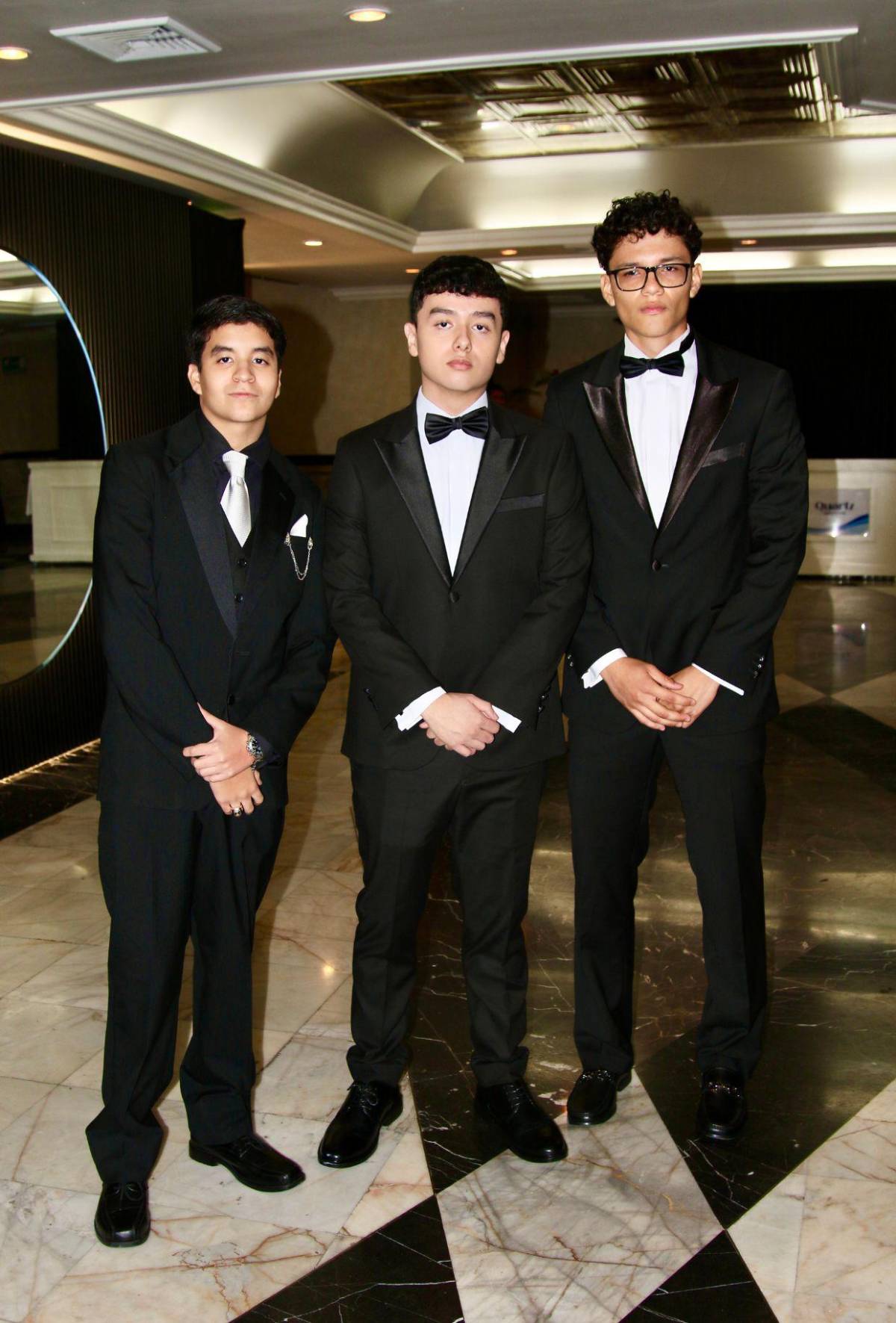 Los seniors 2026 de Dowal School impusieron estilo en su Prom Night