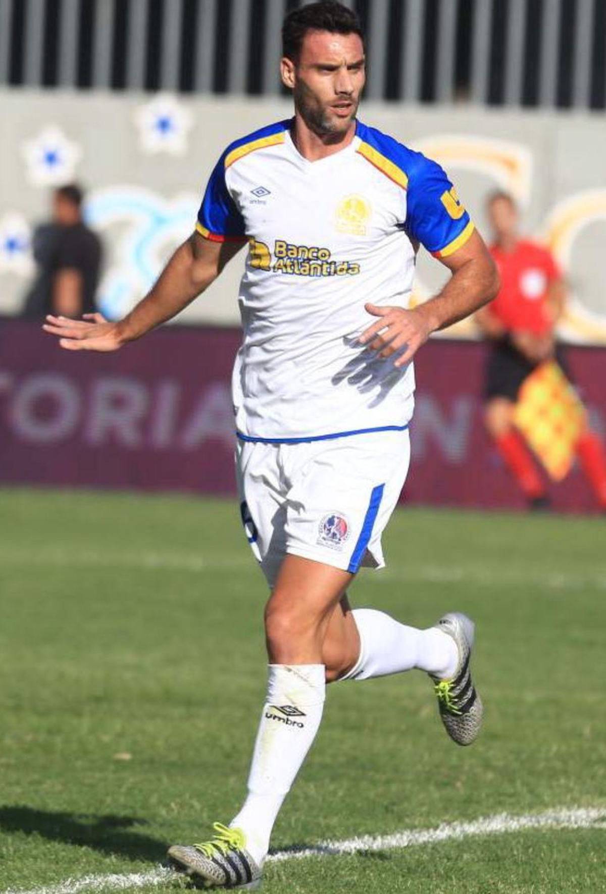 Los peores extranjeros que llegaron a Olimpia en los últimos años