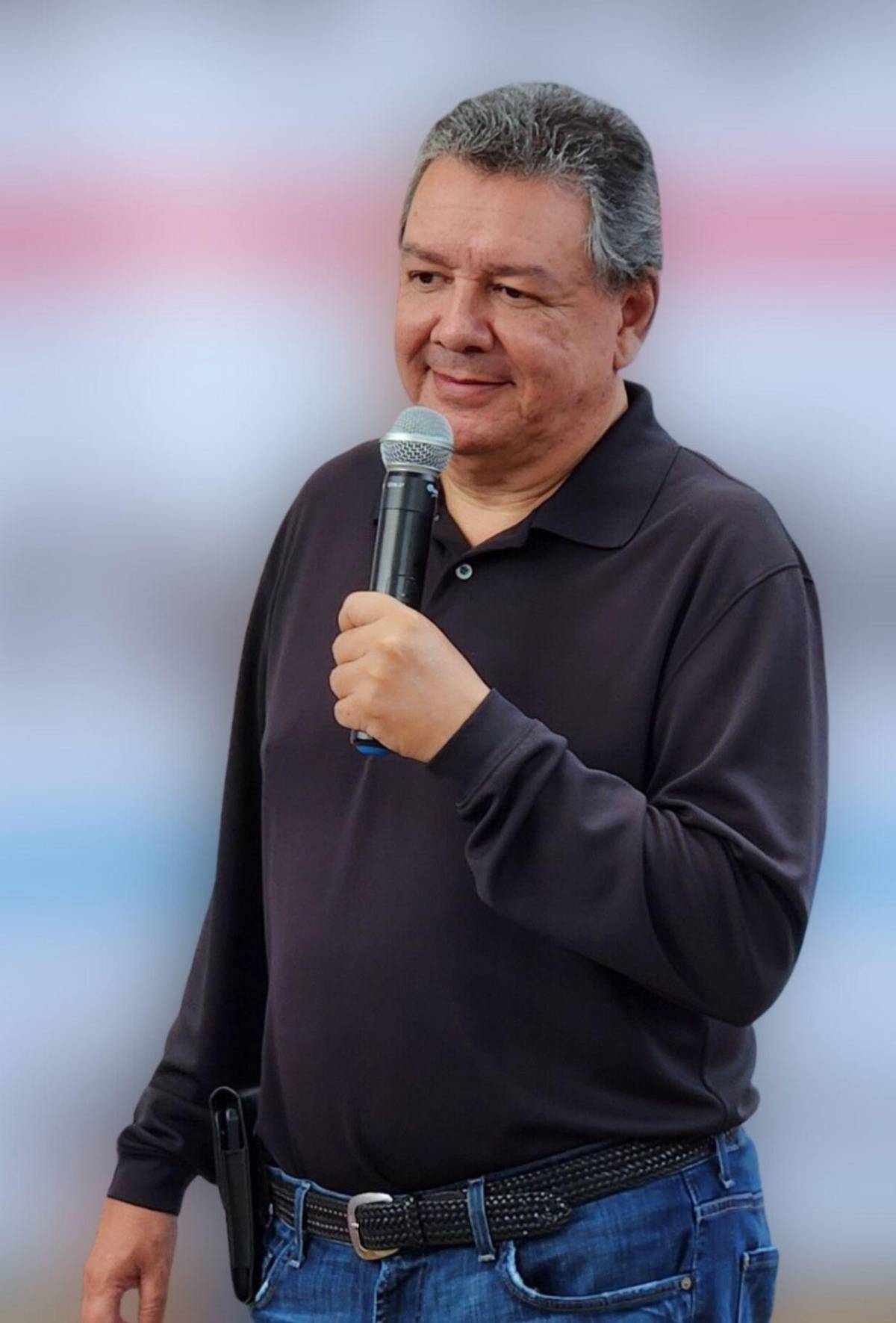 ¿Por qué Chano Rivera portó una bandera de EE UU en el sorteo de papeletas?