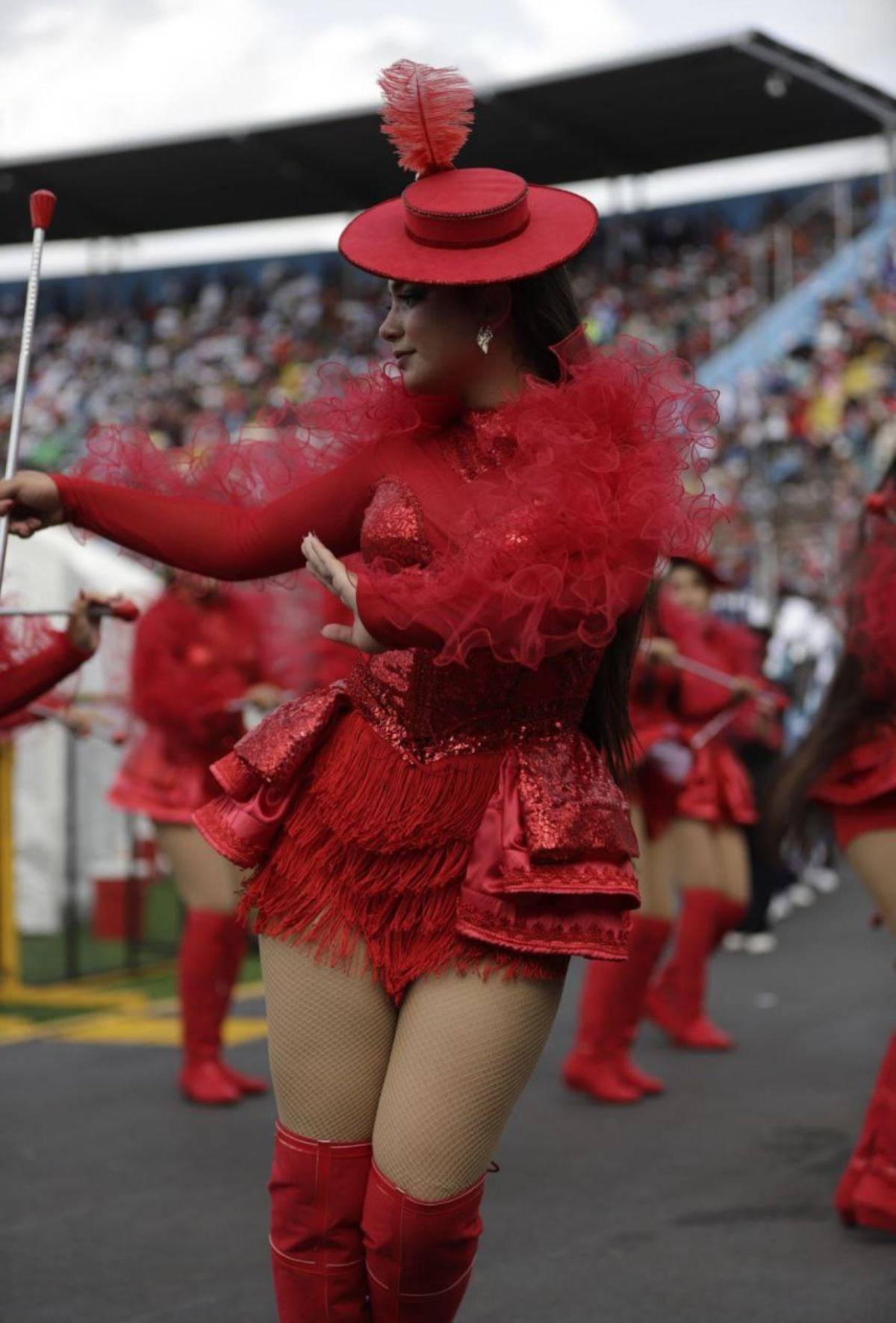 Saylin Bonilla, del Vuelo de Águila, se roba las miradas en el Estadio Nacional