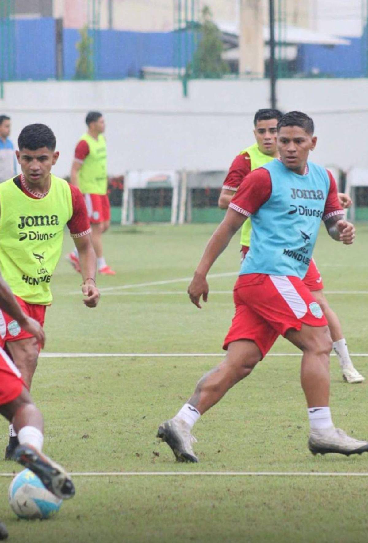 Fue seleccionado de Honduras, indocumentado en USA y ahora juega en la talacha en Houston