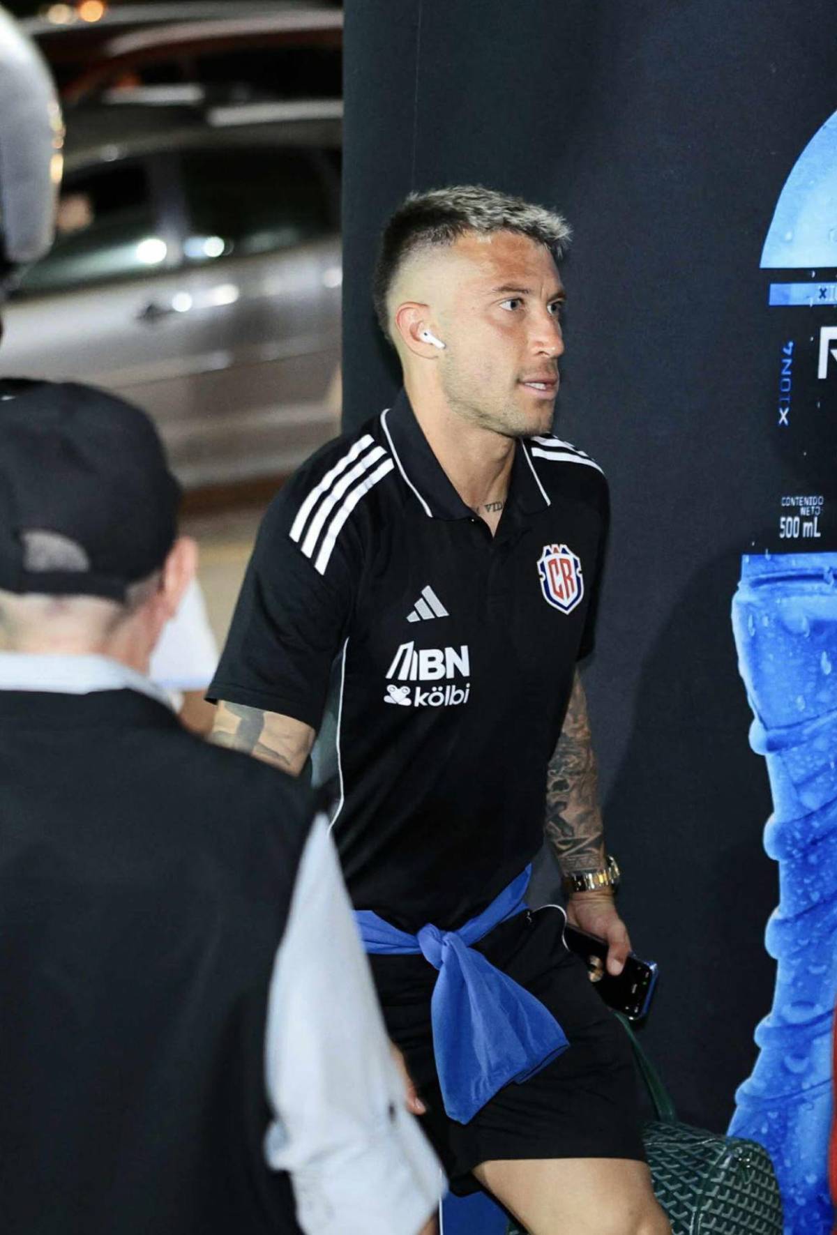 ¡Vienen a meter el bus! El 11 ultra defensivo de Costa Rica ante Honduras