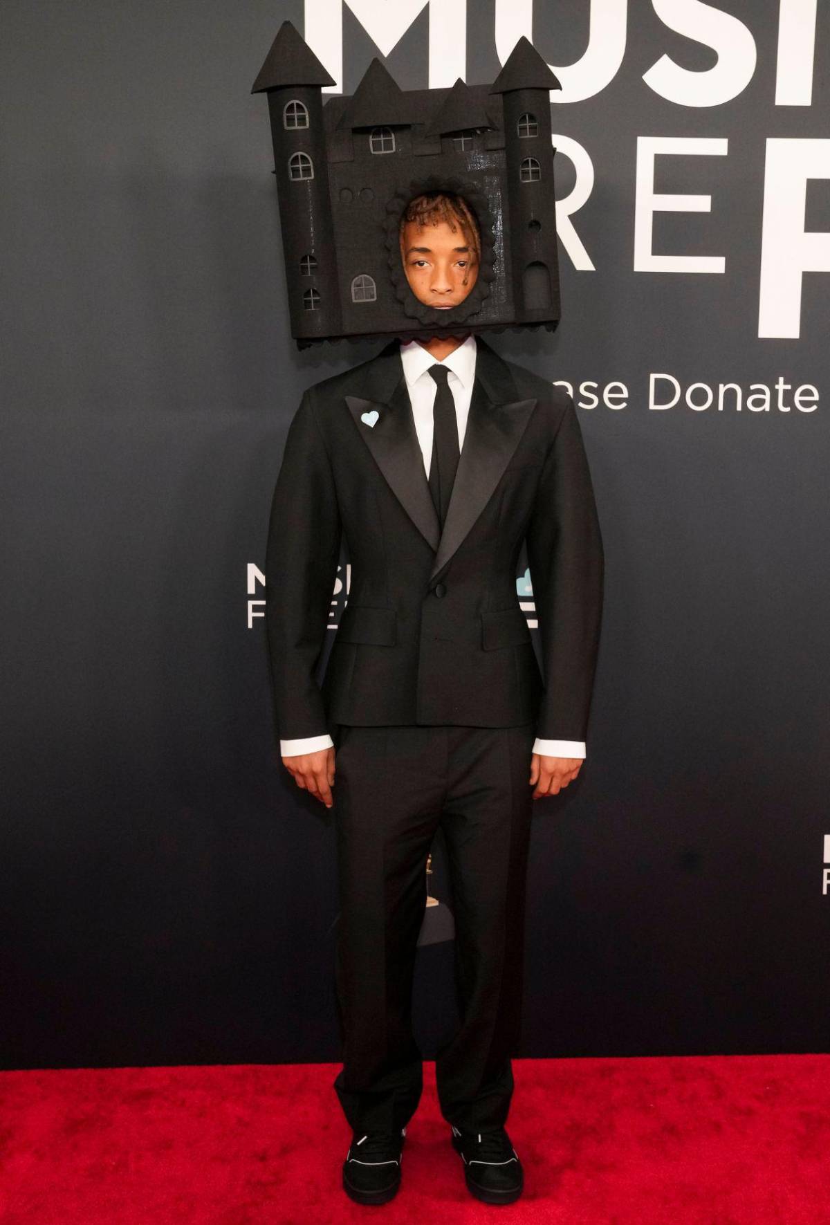 Grammy 2025: Los peores looks de la alfombra roja que dieron de qué hablar