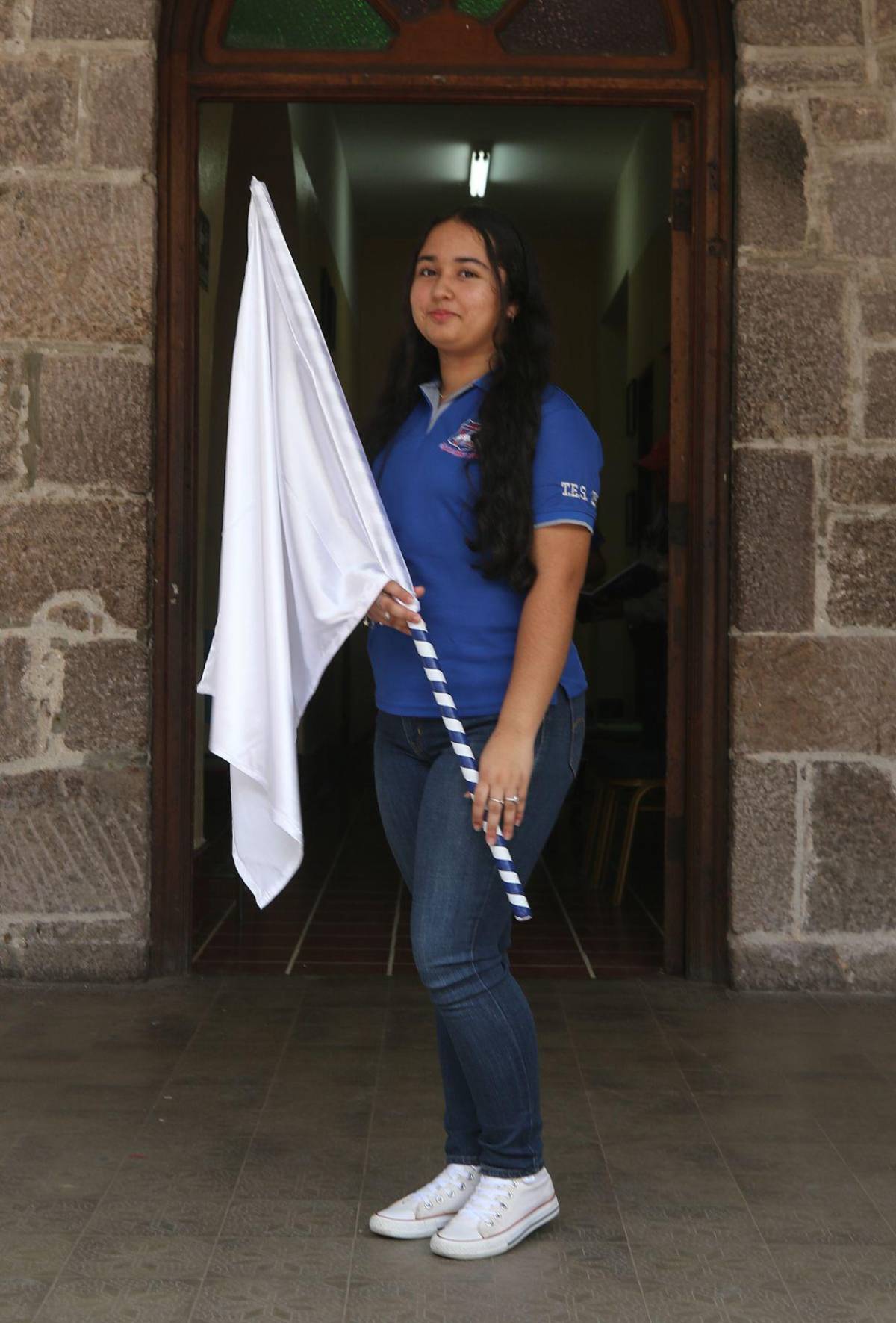 Instituto Liceo San Juan incorpora cuadro artístico 'Color Guard' en los desfiles patrios