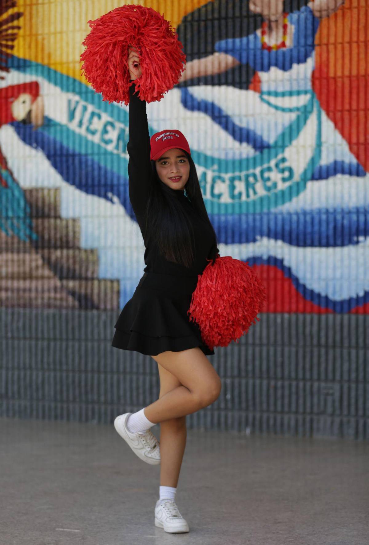 Ellas son las pomponeras del Instituto Central Vicente Cáceres este 2025: conócelas