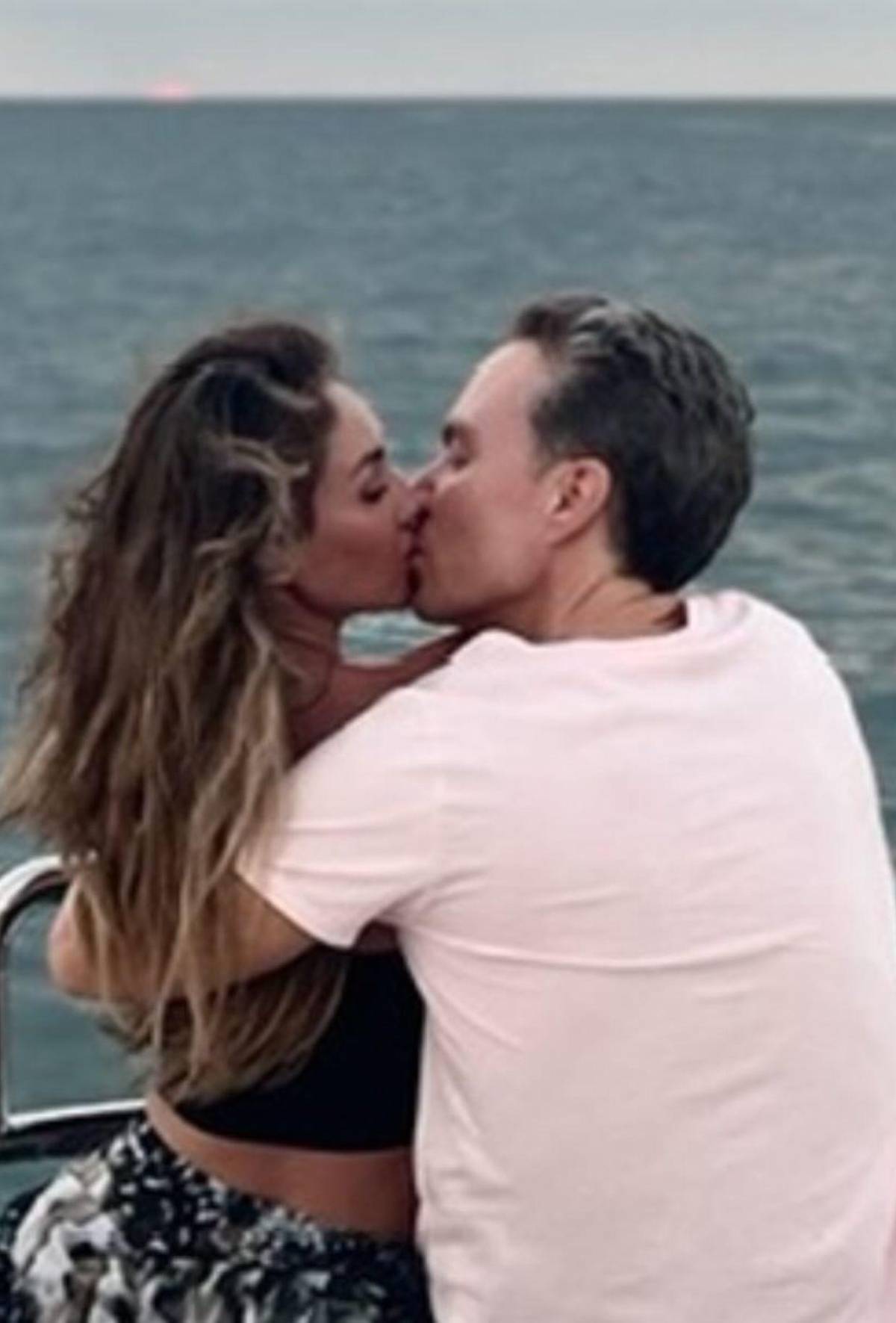 Anahí derrite las redes con emotivo mensaje a su esposo Manuel Velasco: “¡Eres el mejor del mundo!”