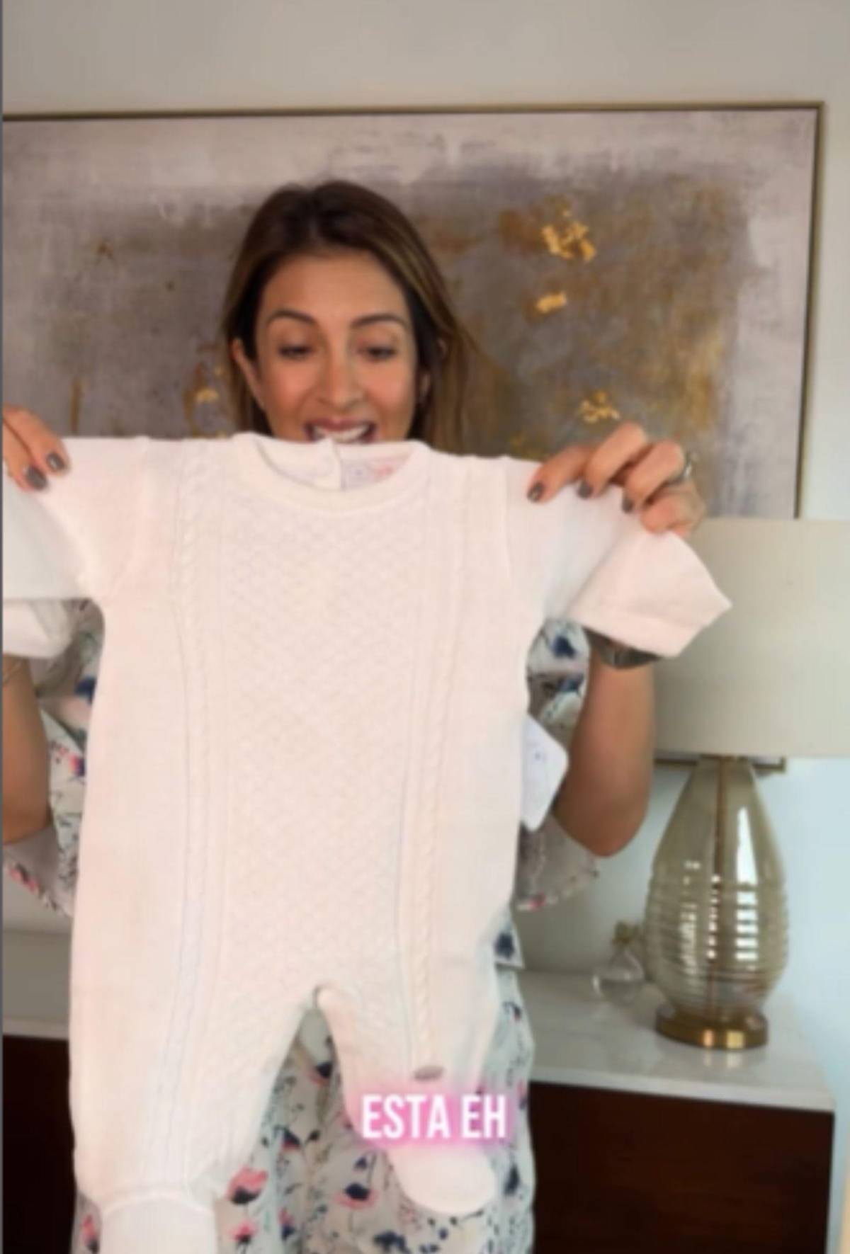 Periodista hondureña Maity Interiano anuncia su segundo embarazo