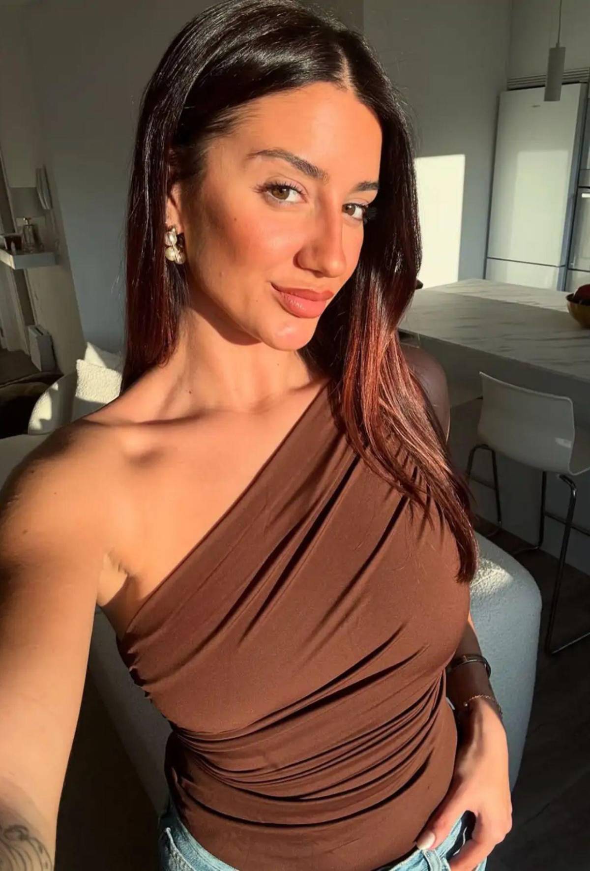 Lamine Yamal sorprende al aclarar su relación con su novia y esta reacciona