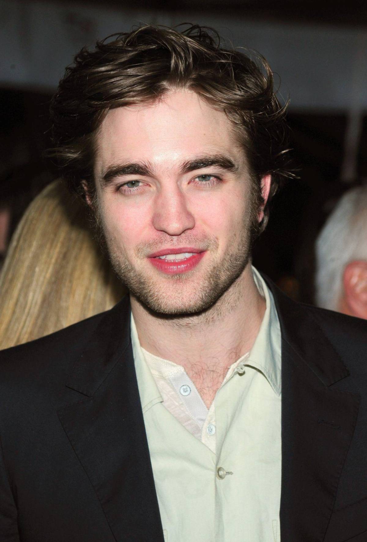 Robert Pattinson cumple 40 años: de vampiro adolescente a Batman y más de su evolución