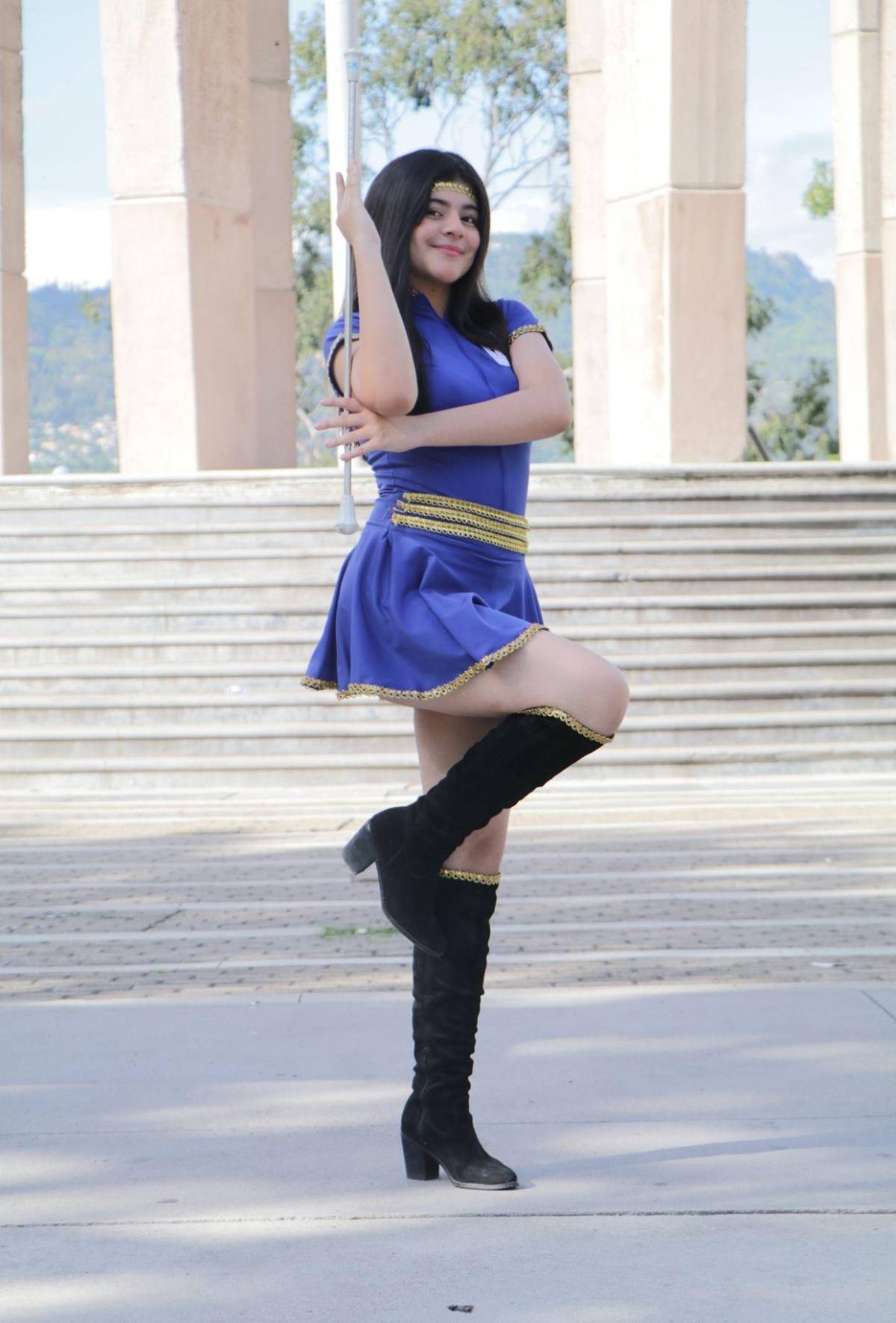 Palillonas del Instituto Yave Nissi están listas para el desfile de independencia