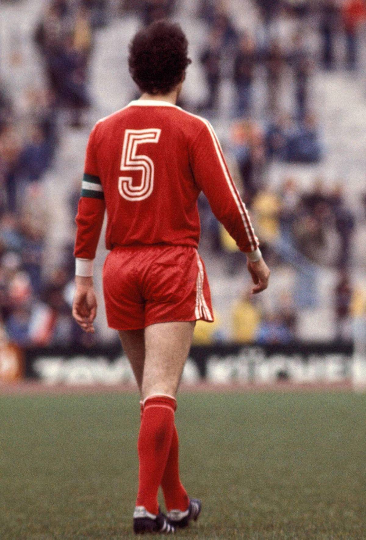 Dorsales que fueron retirados en honor a leyendas como Beckenbauer, Maradona y otros