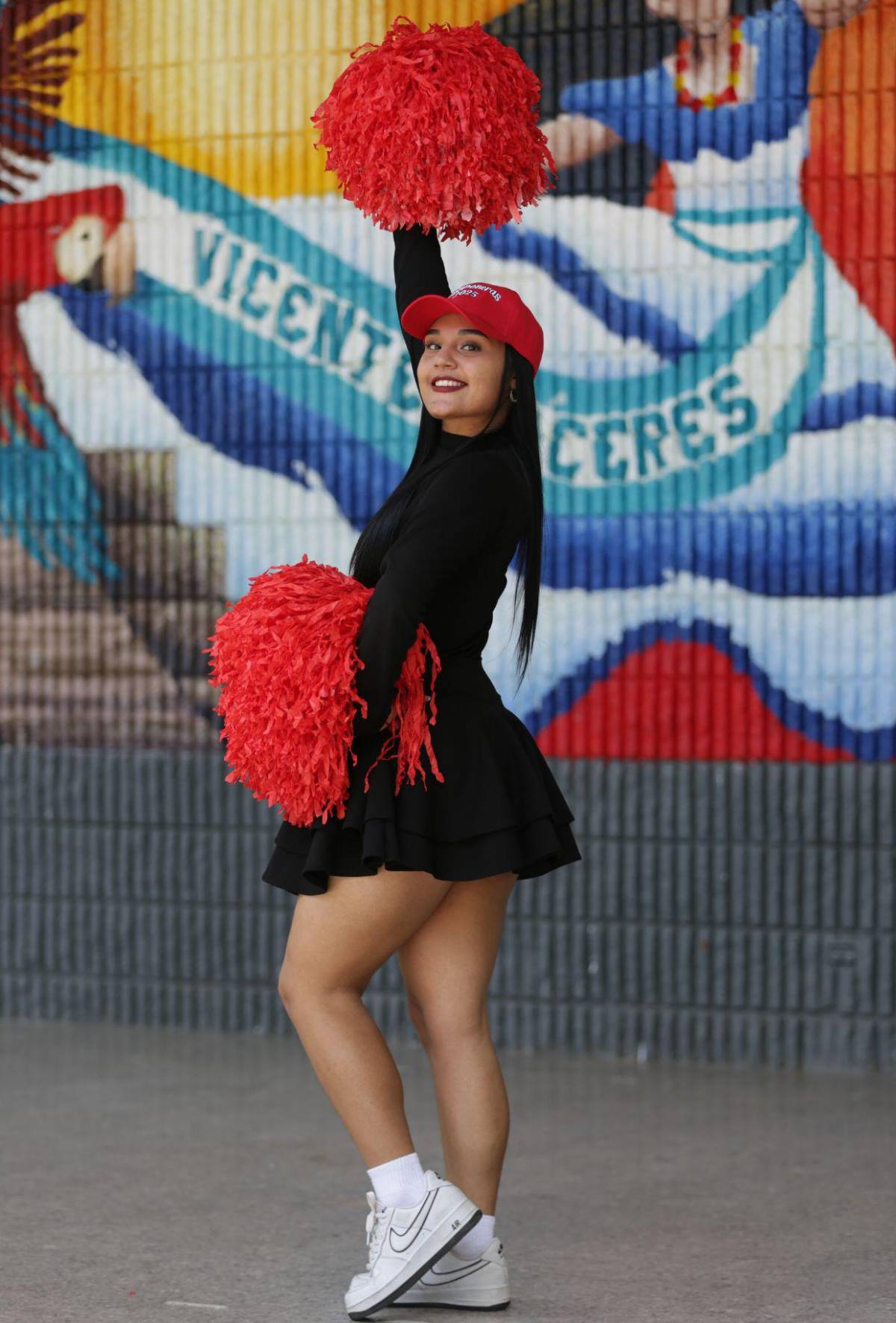 Ellas son las pomponeras del Instituto Central Vicente Cáceres este 2025: conócelas