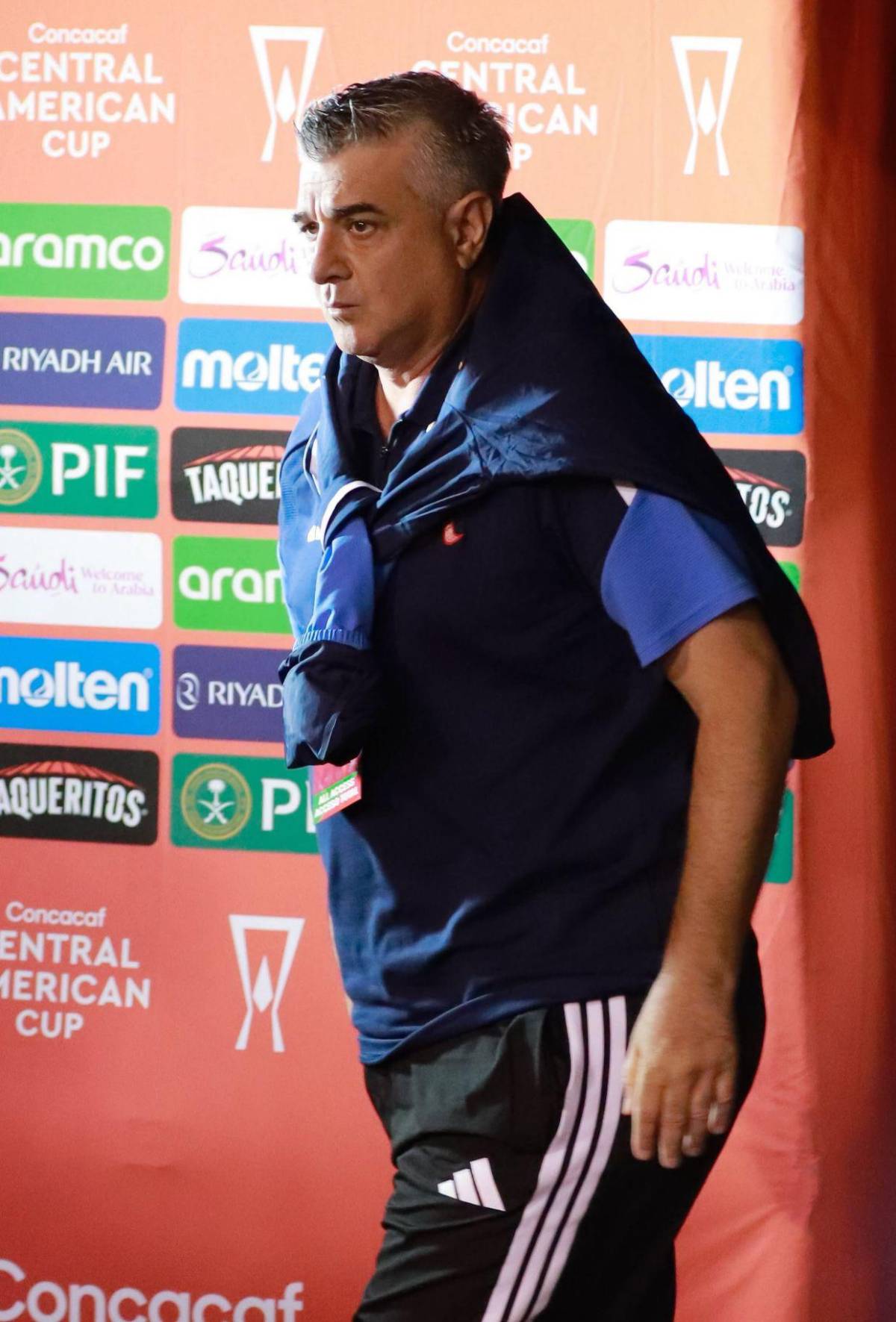 Fichajes: Muma Bernárdez vuelve a Honduras y Diego Vázquez revela si entrenaría a Olimpia