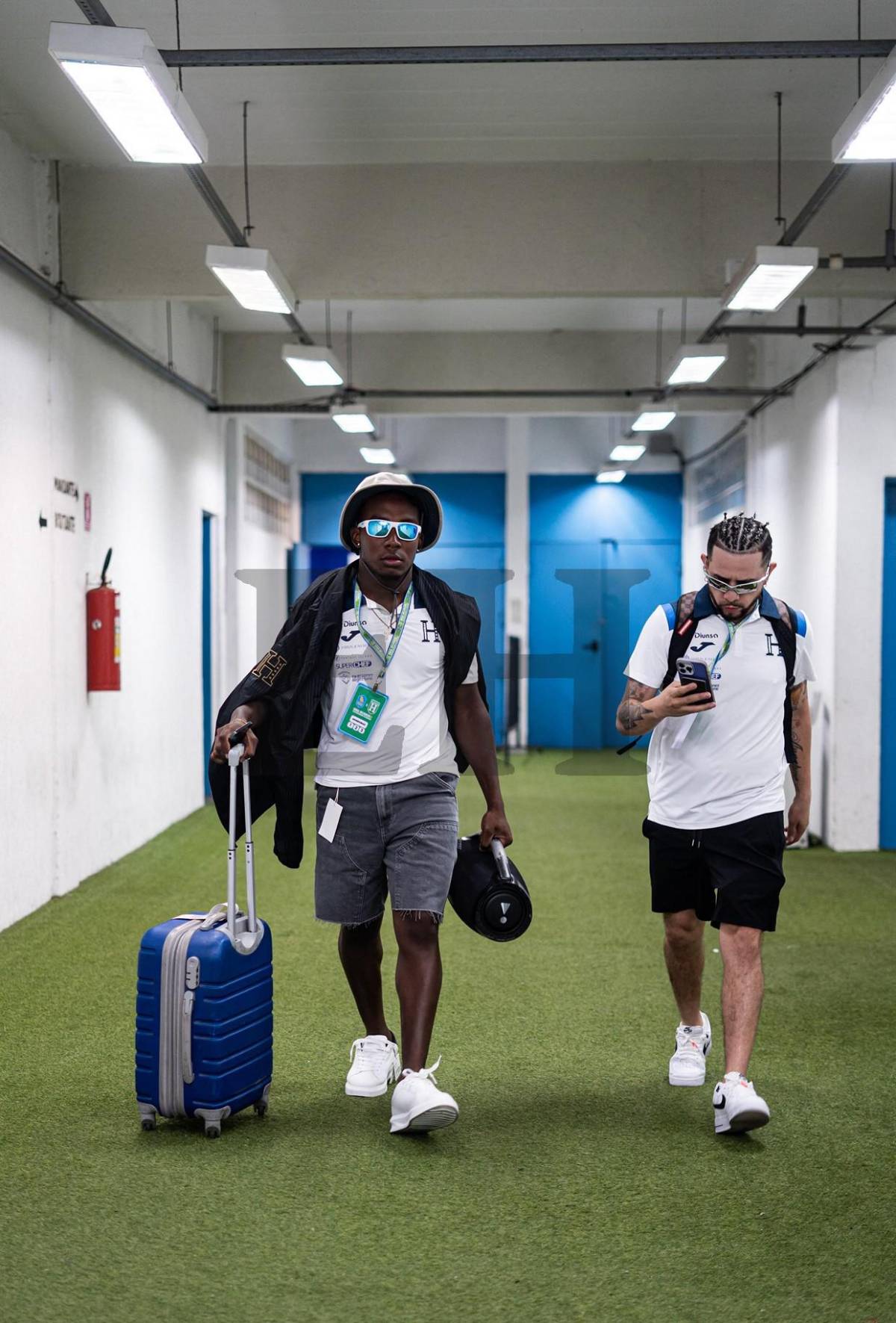 La llegada de la selección de tiktokers de Honduras al estadio Bruno José Daniel