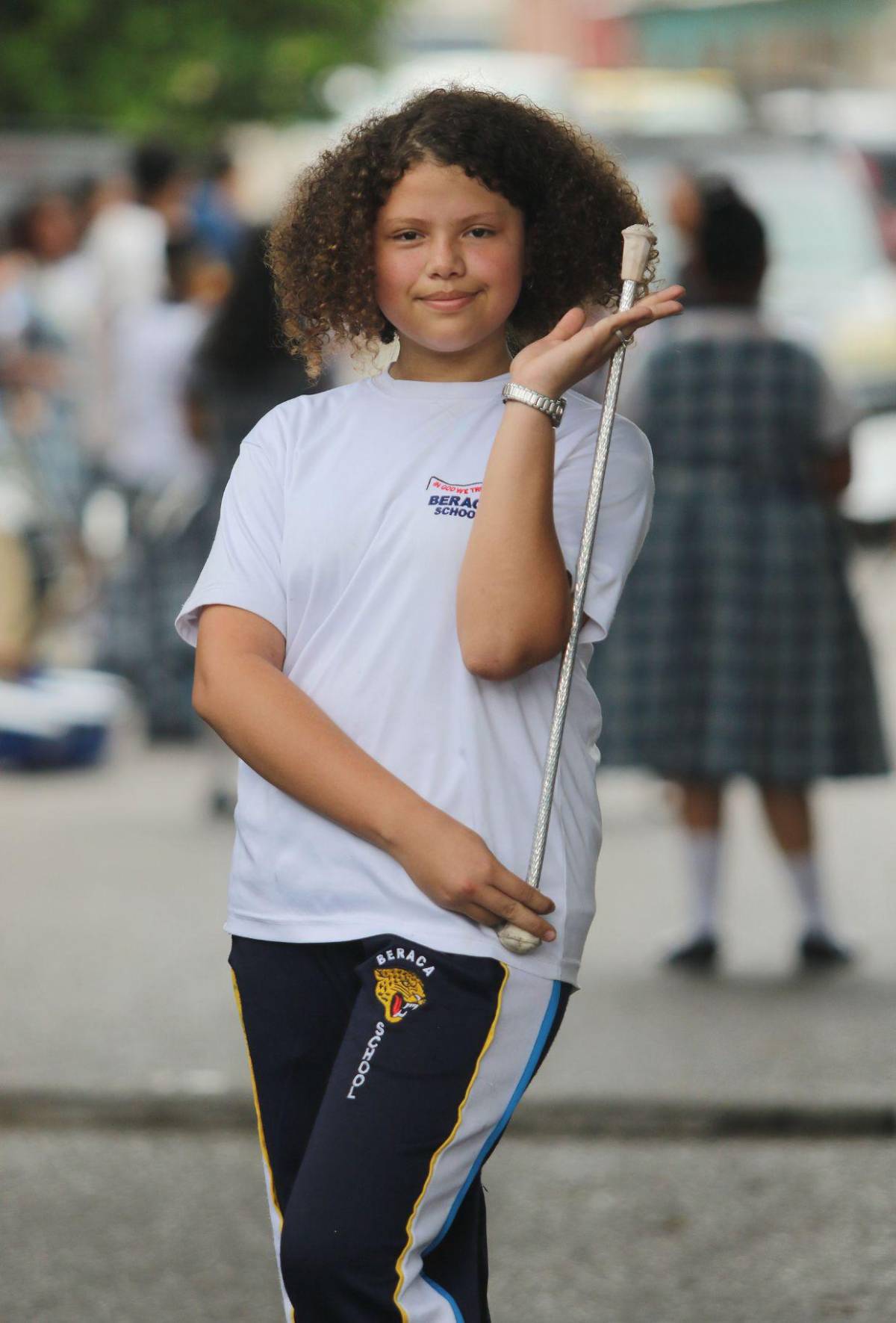 Con carisma y energía, palillonas del Instituto Beraca roban miradas previo al 15 de septiembre