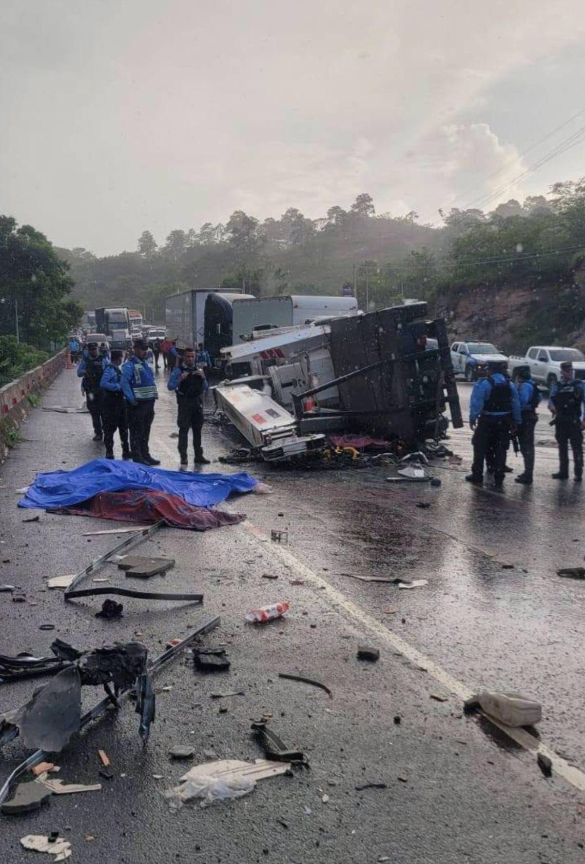 Grúa iba sin control por desperfecto mecánico: reporte de la Policía en accidente en Comayagua