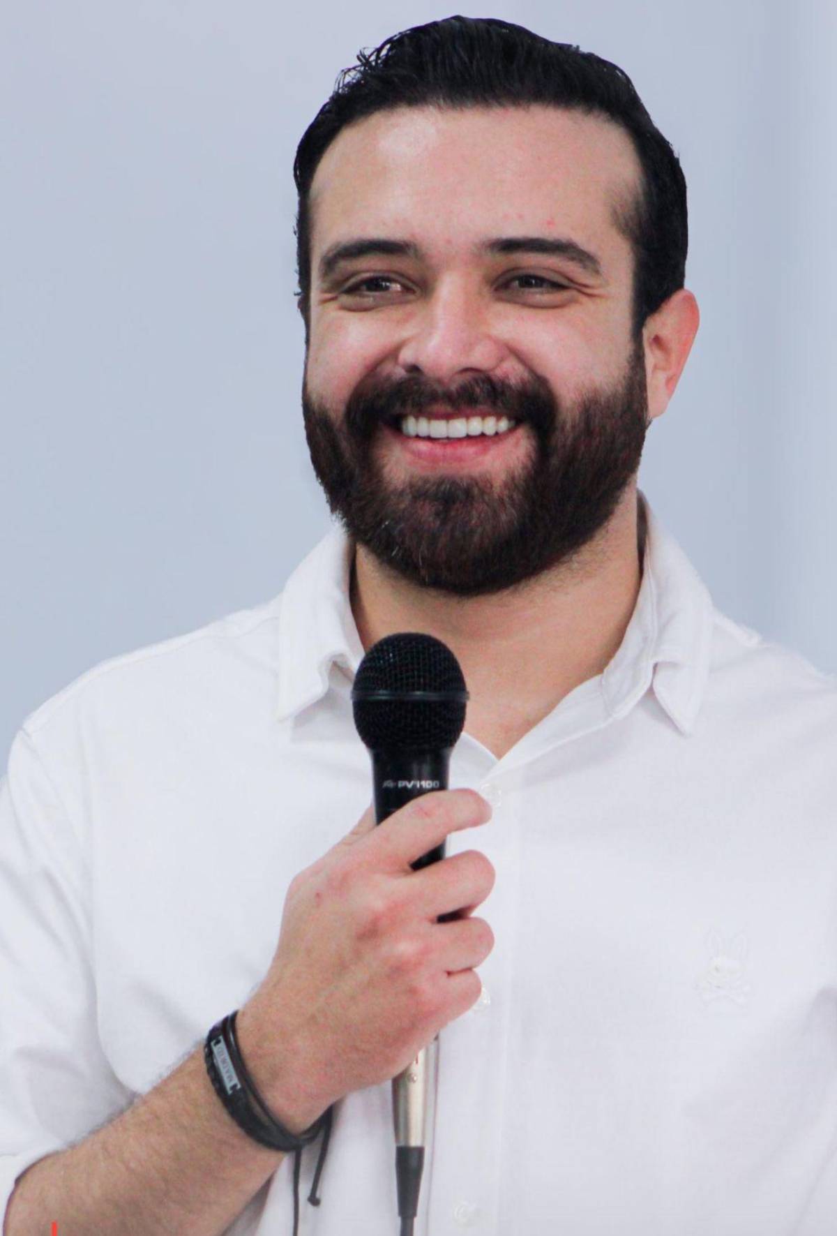 Se comunicaba con ministros y diputados suplantando identidad: caso de Corazón de María Bocanegra