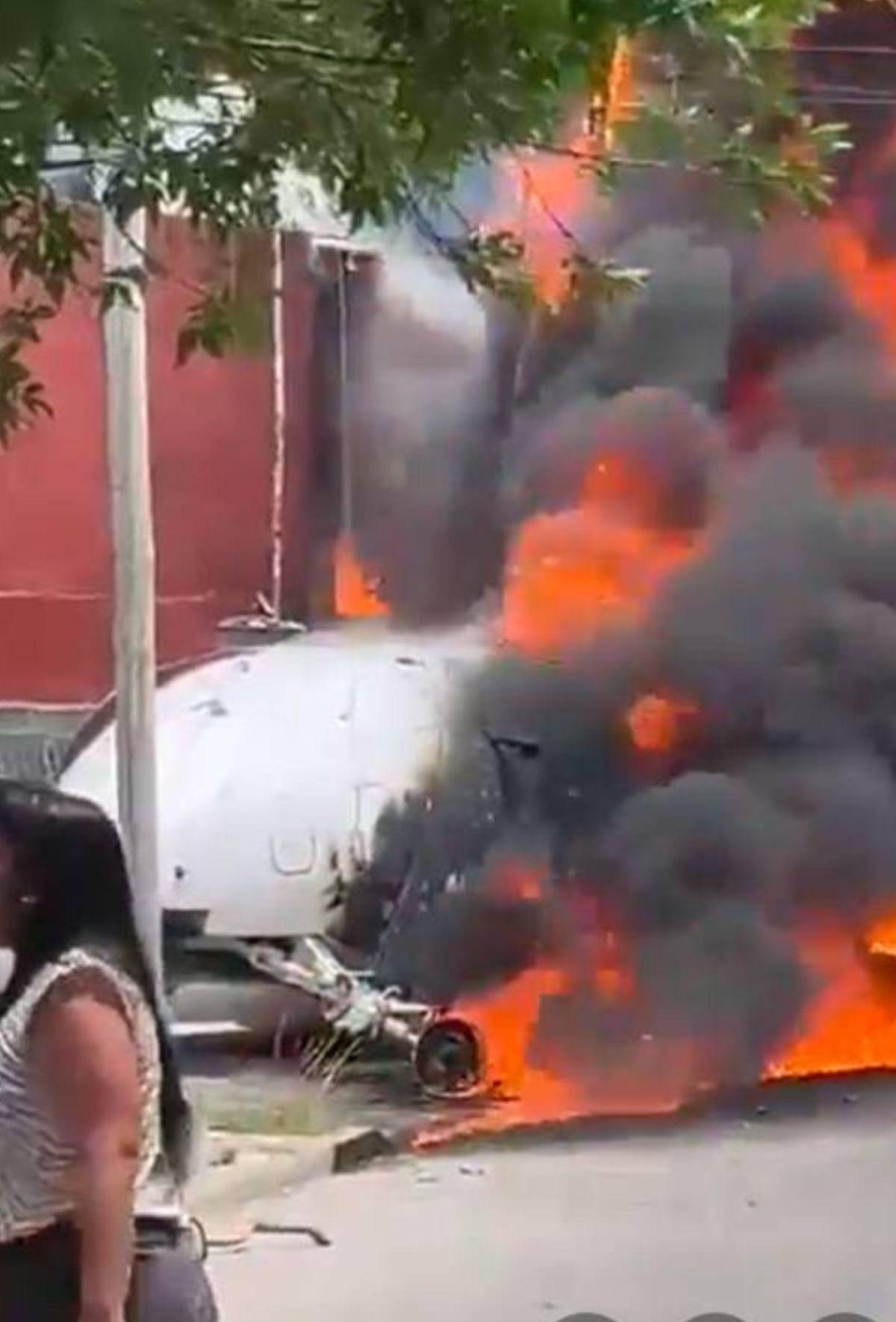 ¡Sin sobrevivientes! Imágenes impactantes de cómo se estrelló el avión privado en Argentina ¡Sin sobrevivientes! Imágenes impactantes de cómo se estrelló el avión privado en Argentina