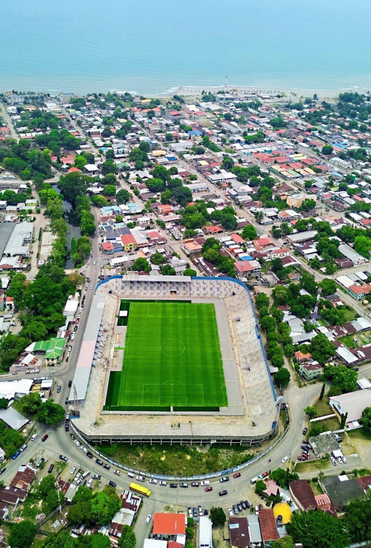 ¿Cuánto vale? Anuncian reinauguración del estadio de La Ceiba con grama de lujo