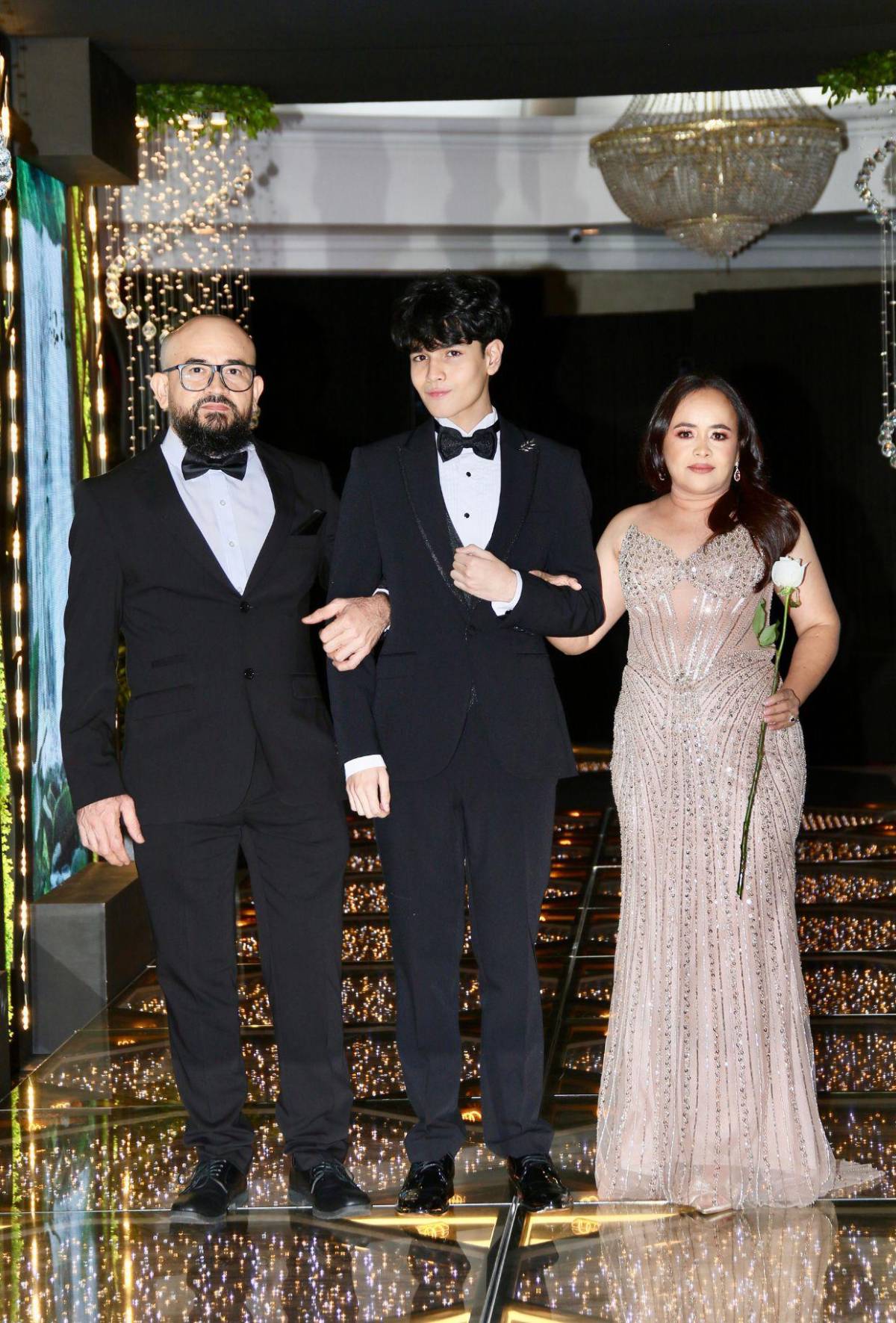 Padres y seniors, juntos en la Prom Night 2026 de Dowal School