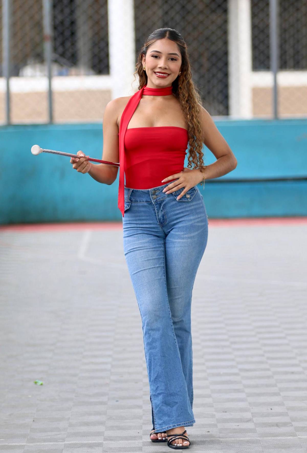 Ellas llevarán belleza y ritmo a los desfiles: conoce a las palillonas del Liceo Heiner Reyes