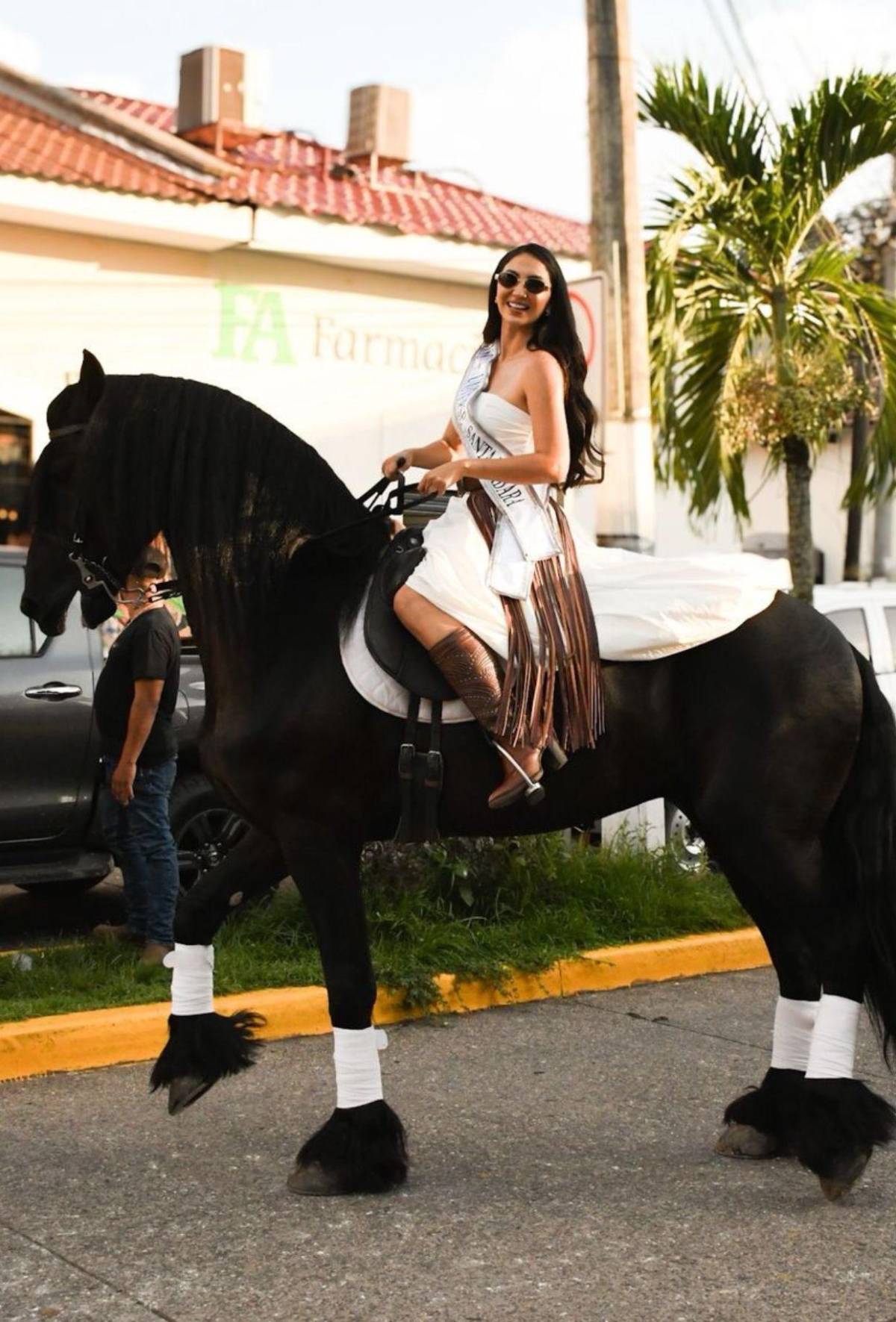 Waleska Méndez: la amazona de Santa Bárbara que cabalga hacia la corona
