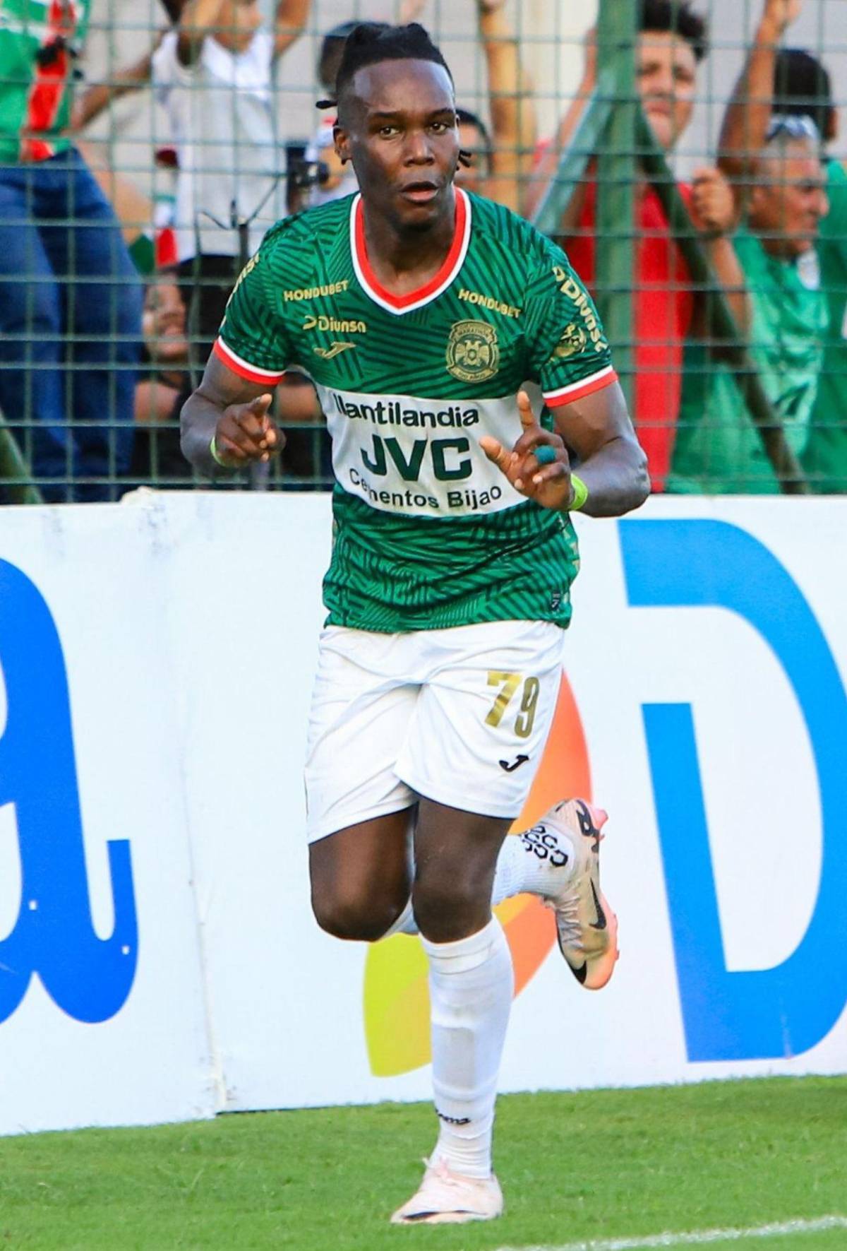 Fichajes: Motagua busca portero investigado en Costa Rica y la millonada que piden por Arriaga