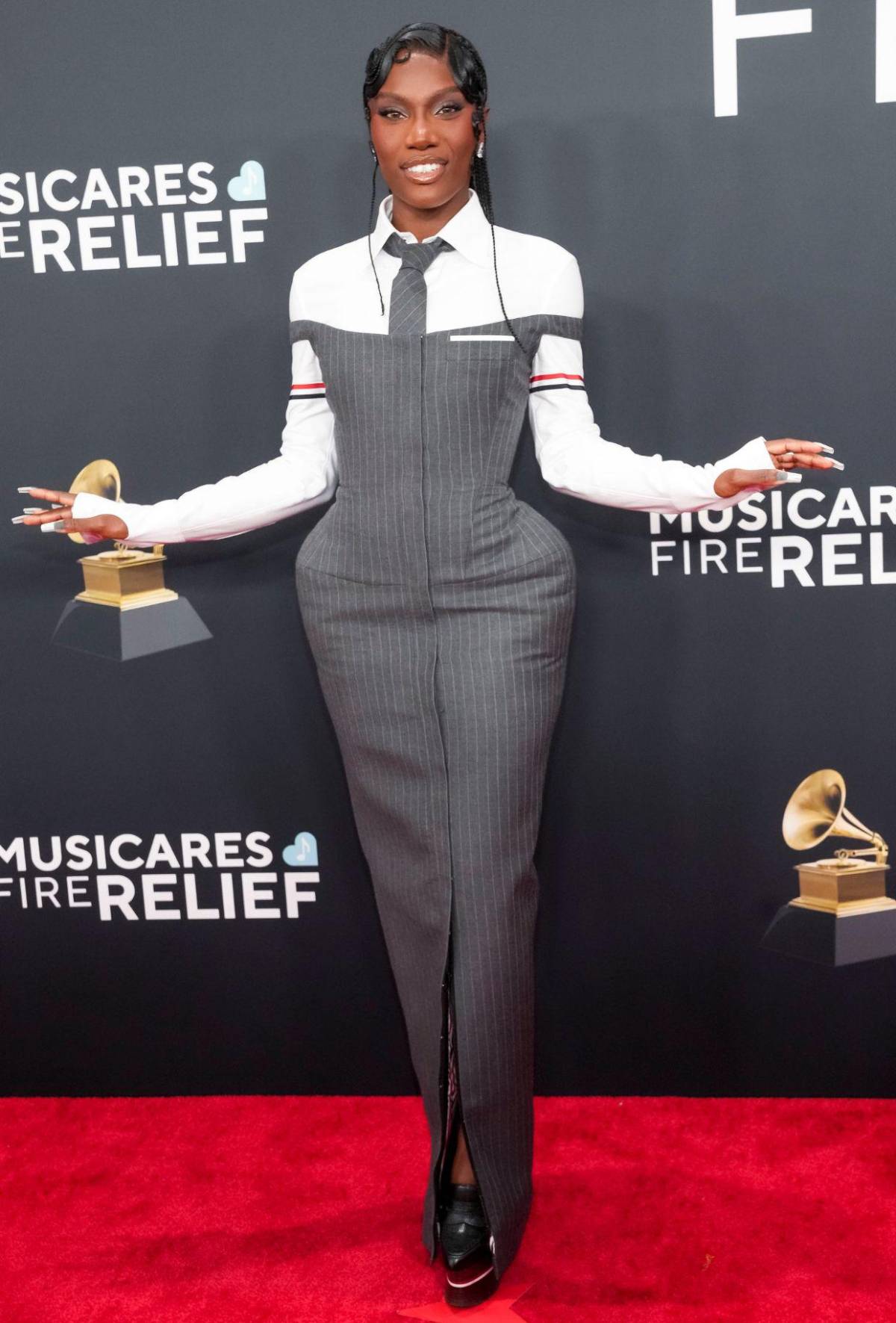 Grammy 2025: Los peores looks de la alfombra roja que dieron de qué hablar