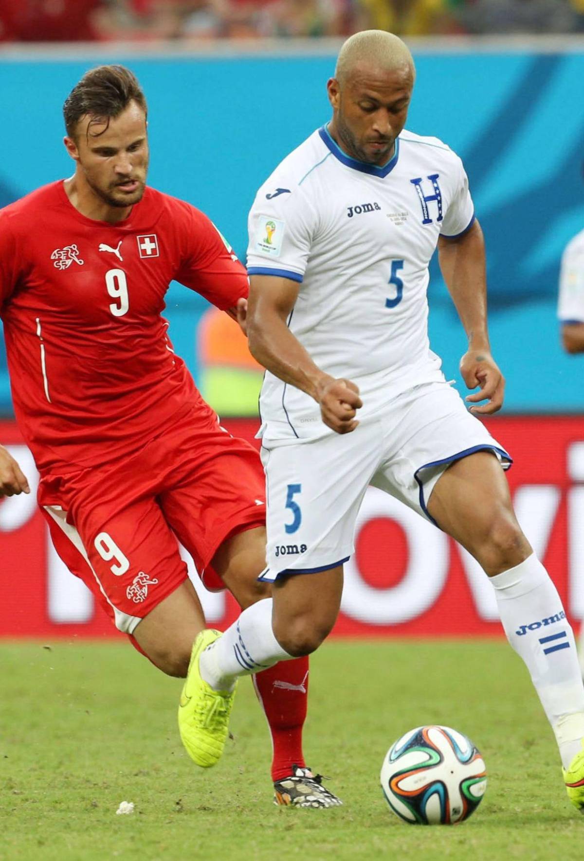 'Muma' Bernárdez y Limber Pérez se enfrascan en pelea: Vos en la Selección no existías