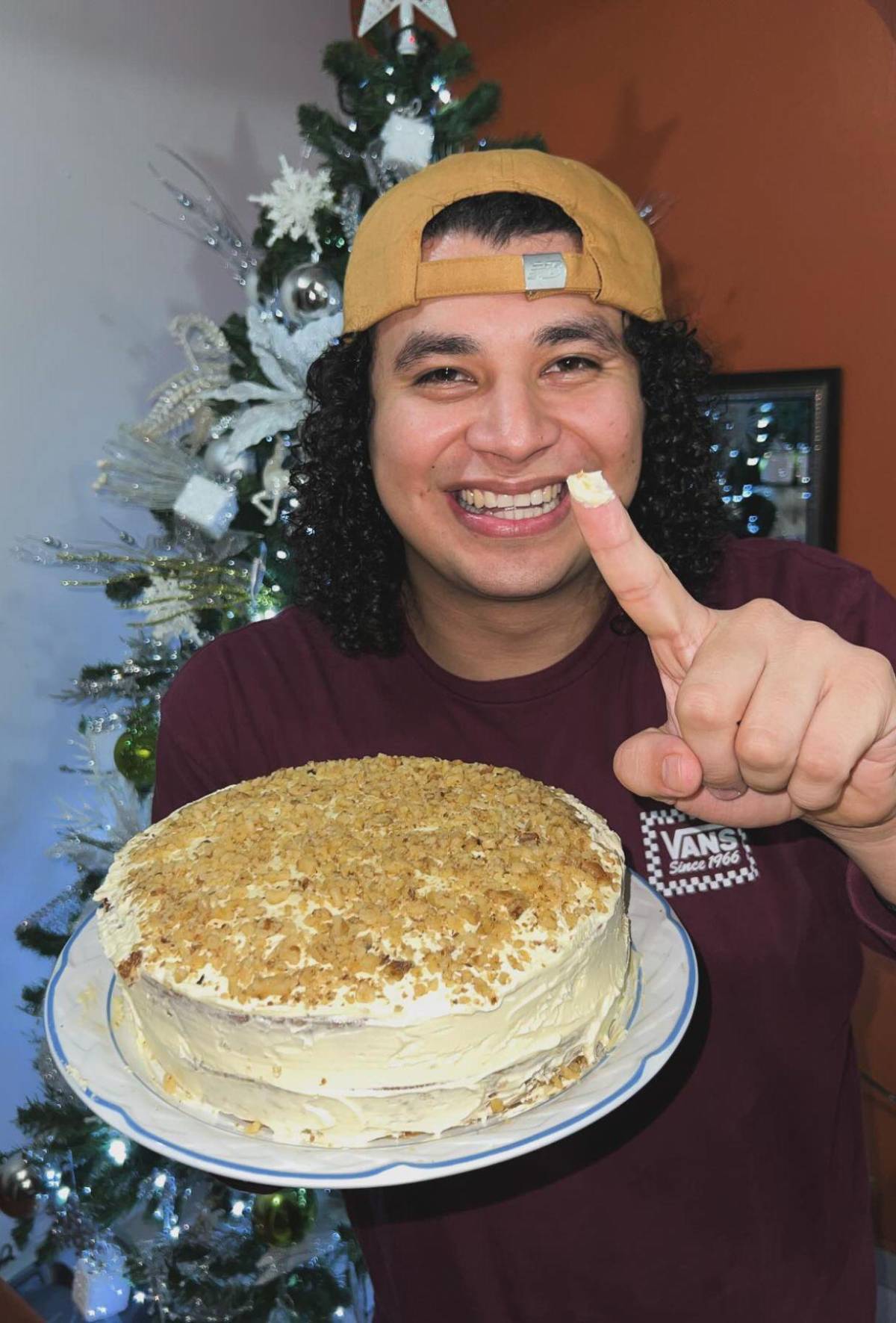 Teto Rivera: el influencer hondureño que hace de la cocina y el humor un fenómeno digital