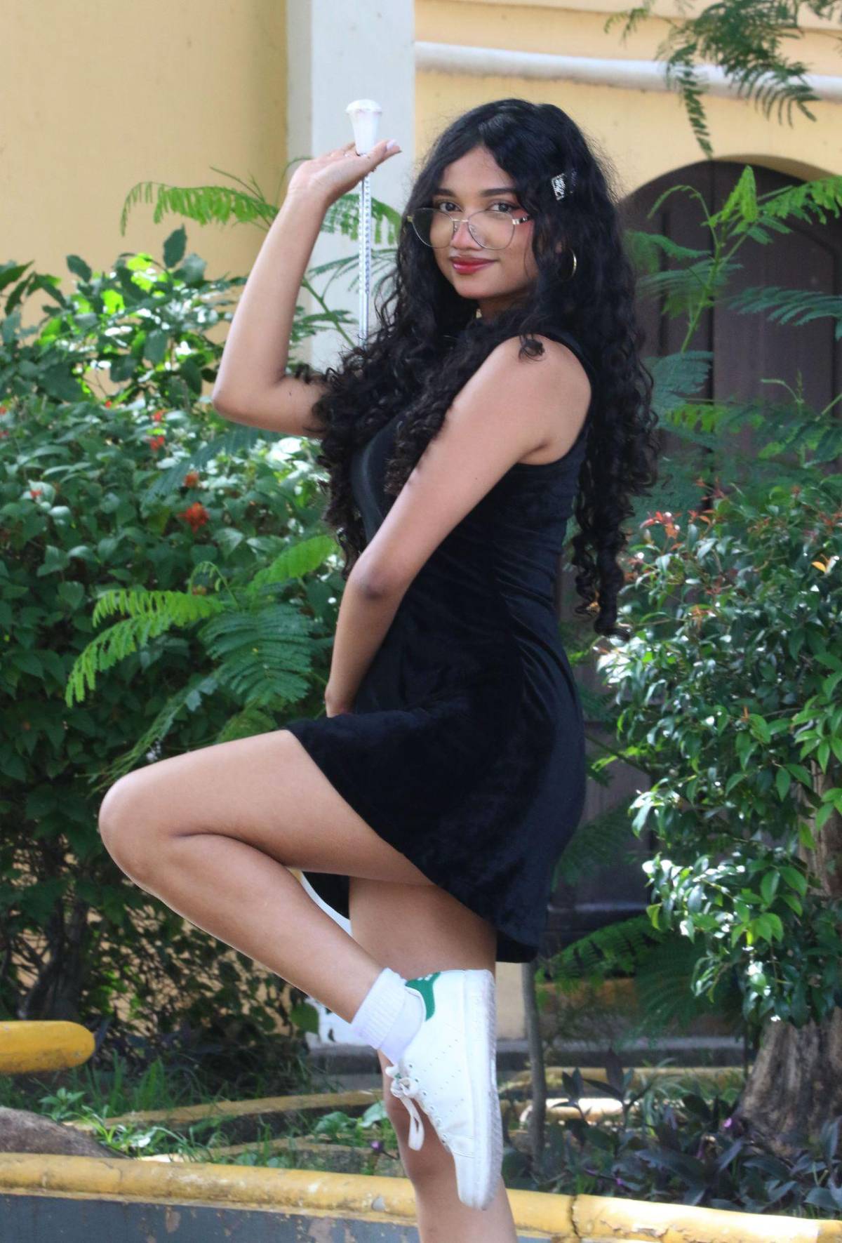 Las bellas palillonas del Instituto Vuelo de Águila que engalanarán los desfiles el 15 de septiembre