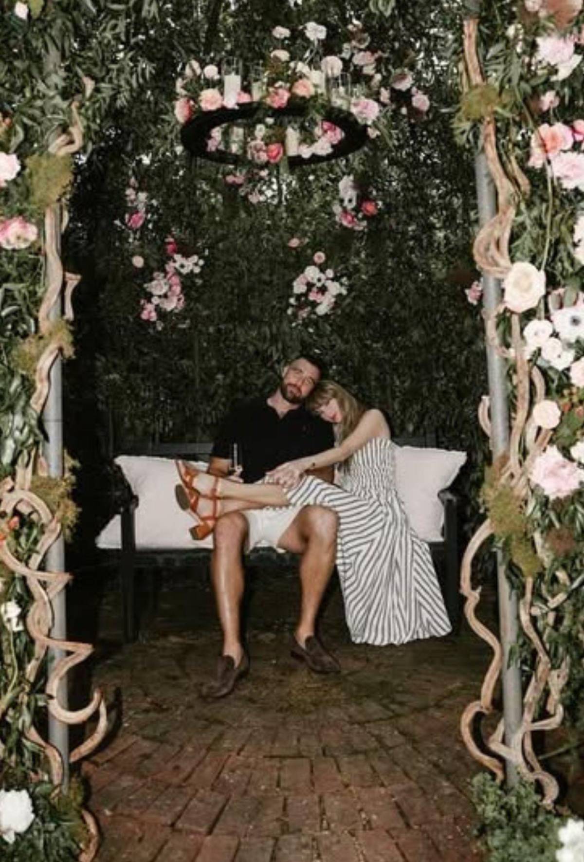 Sencilla y emotiva: ¿Cómo fue la pedida de mano de Travis Kelce a Taylor Swift?